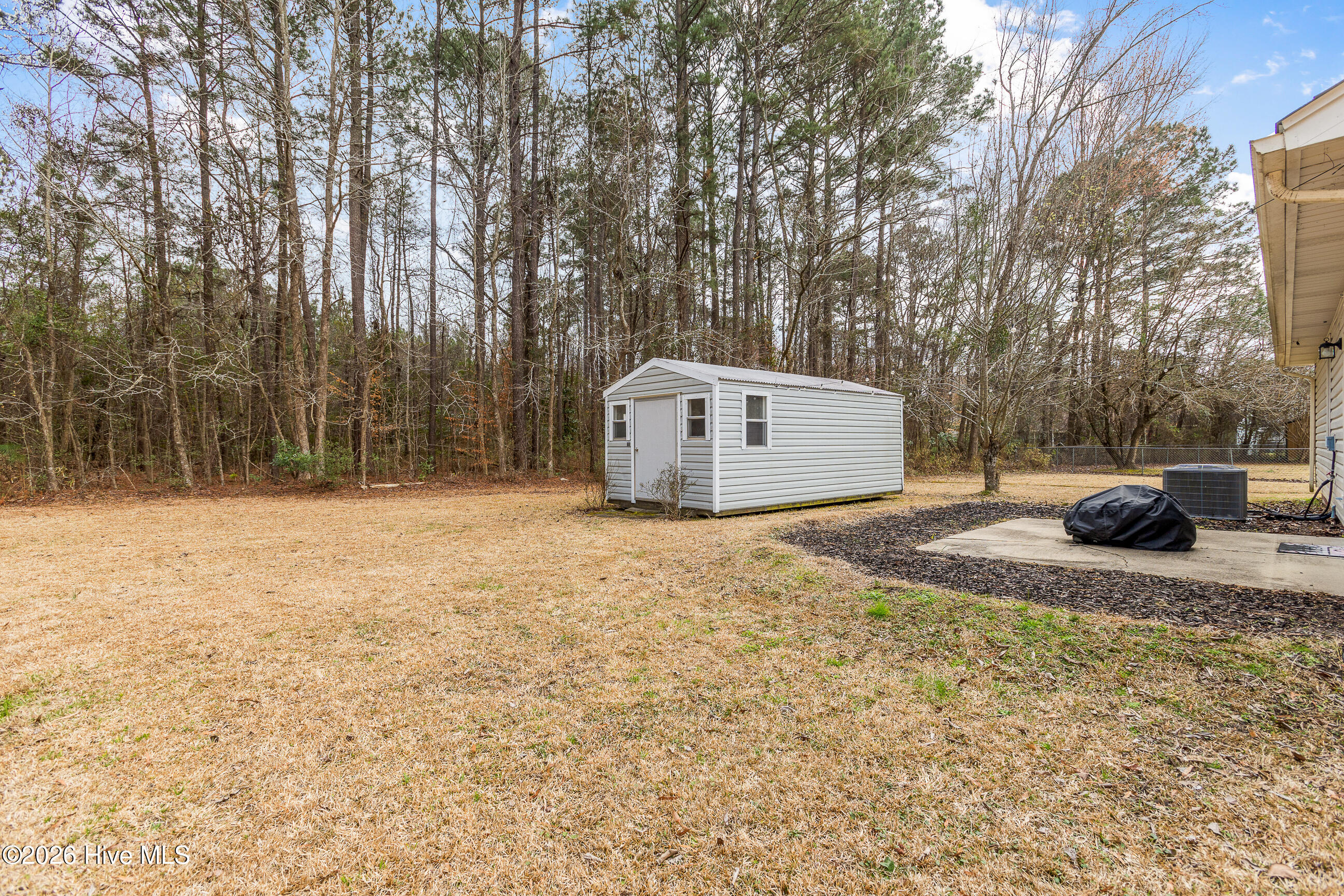 100557987 | Photo 28