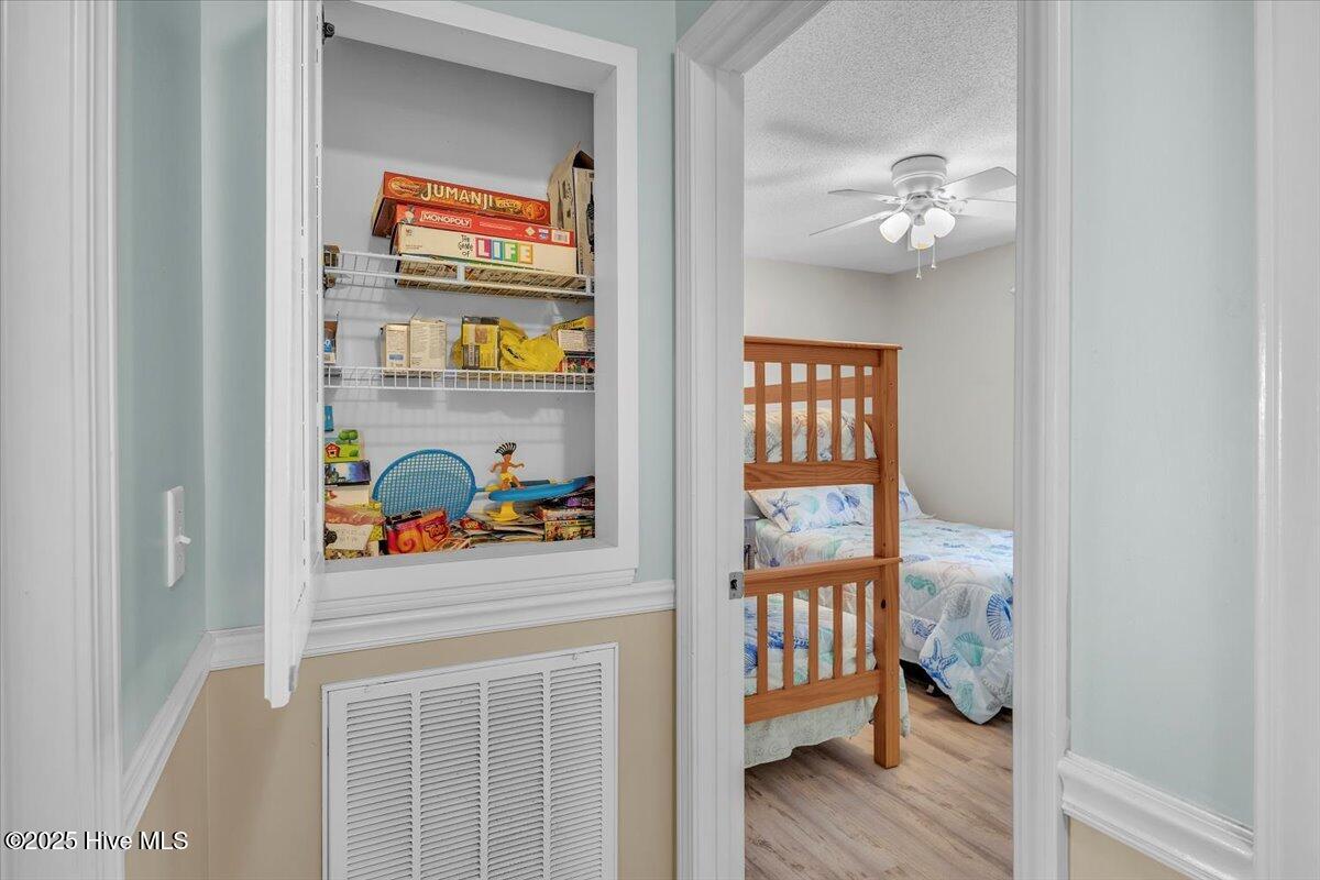 100541304 | Photo 29