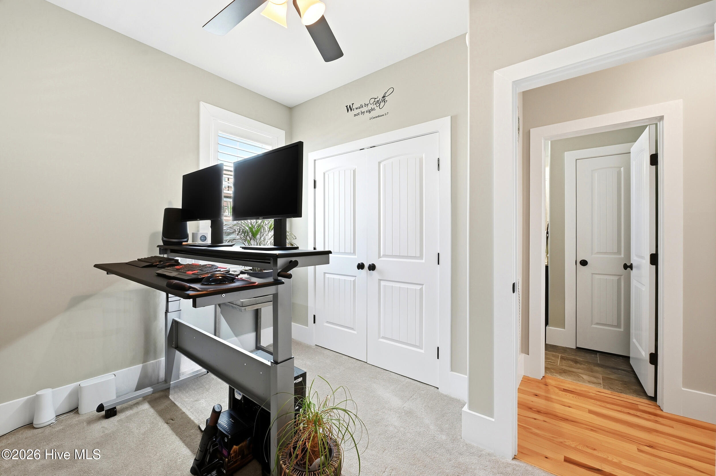 100568408 | Photo 29