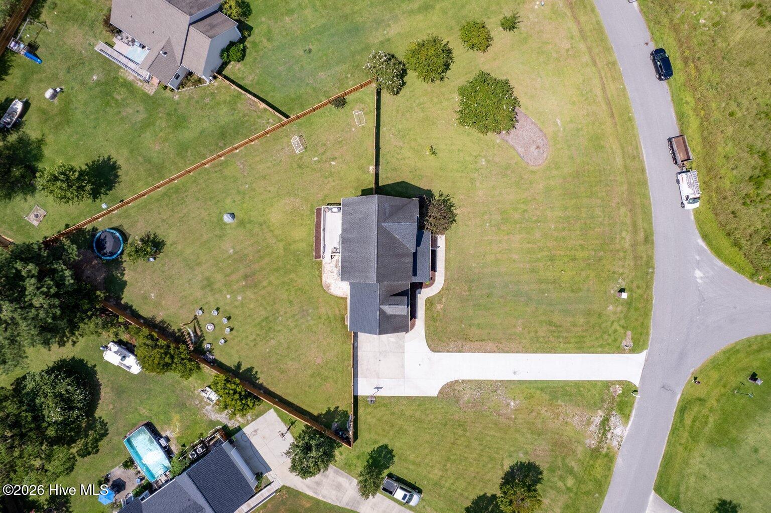 100558673 | Photo 28