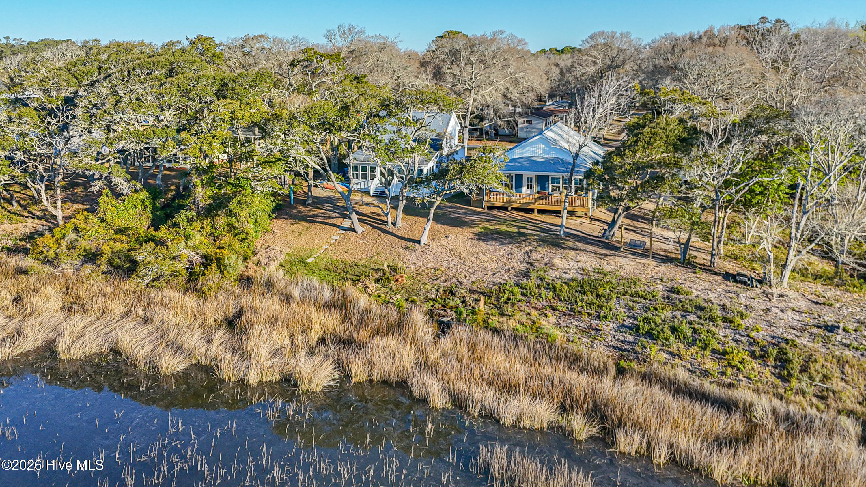 100561840 | Photo 45