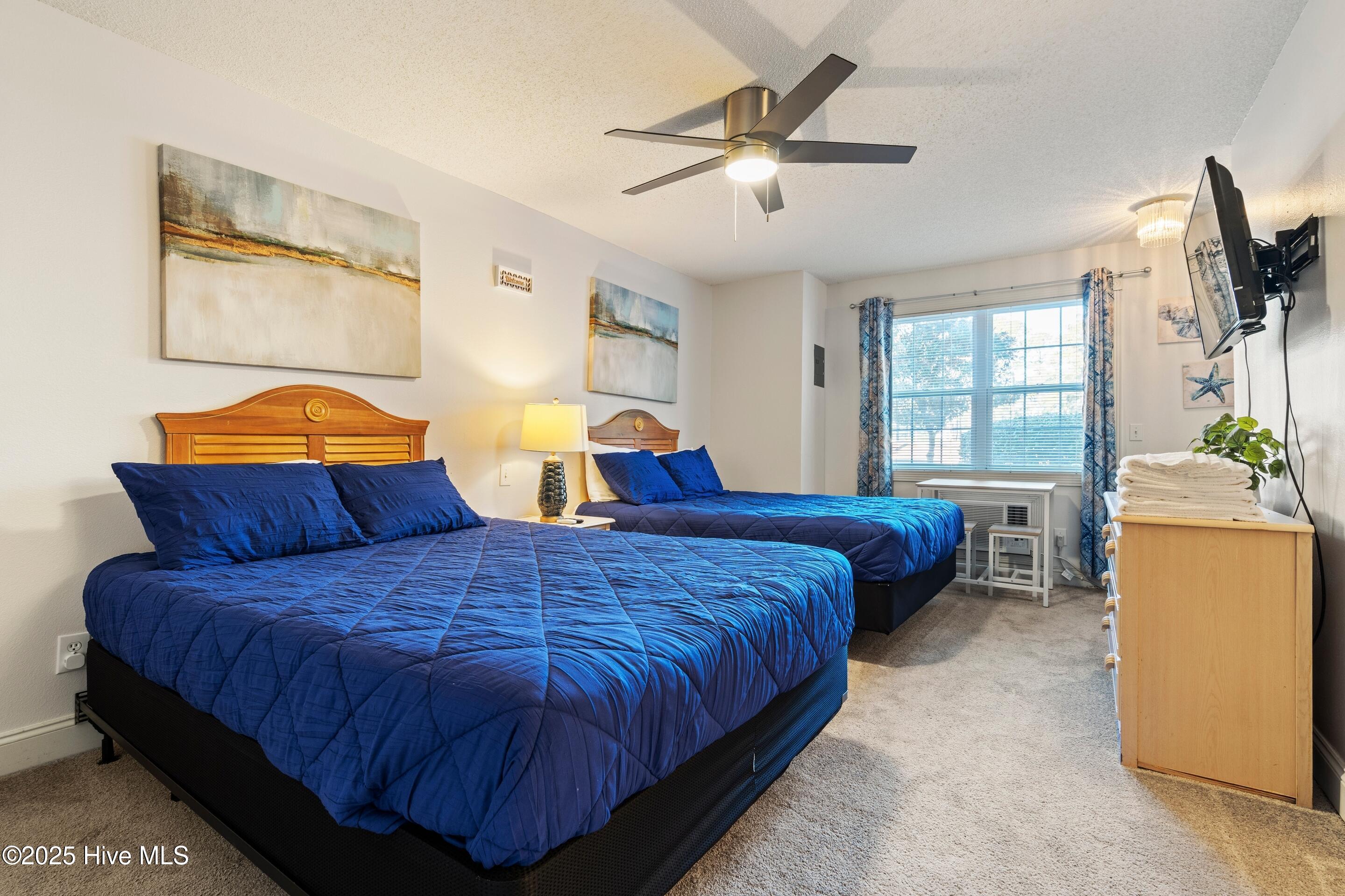 100546998 | Photo 40