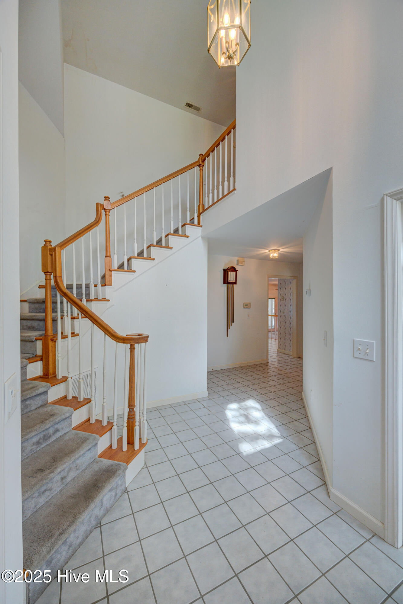 100523960 | Photo 12