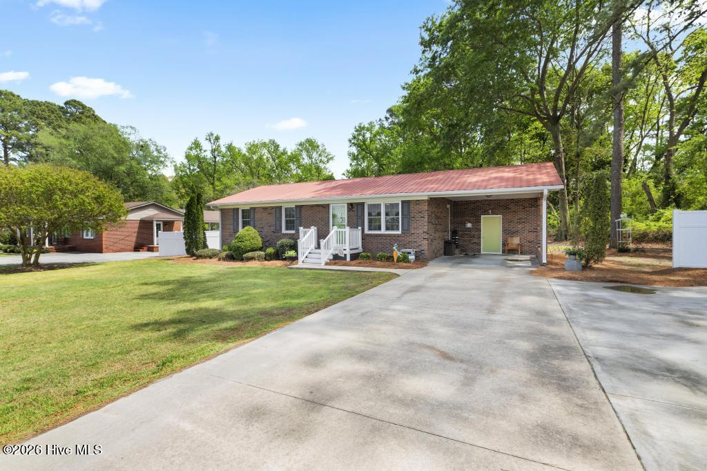 481 S Railroad Avenue, Beulaville, NC 28518 – photo 4: 425A4292