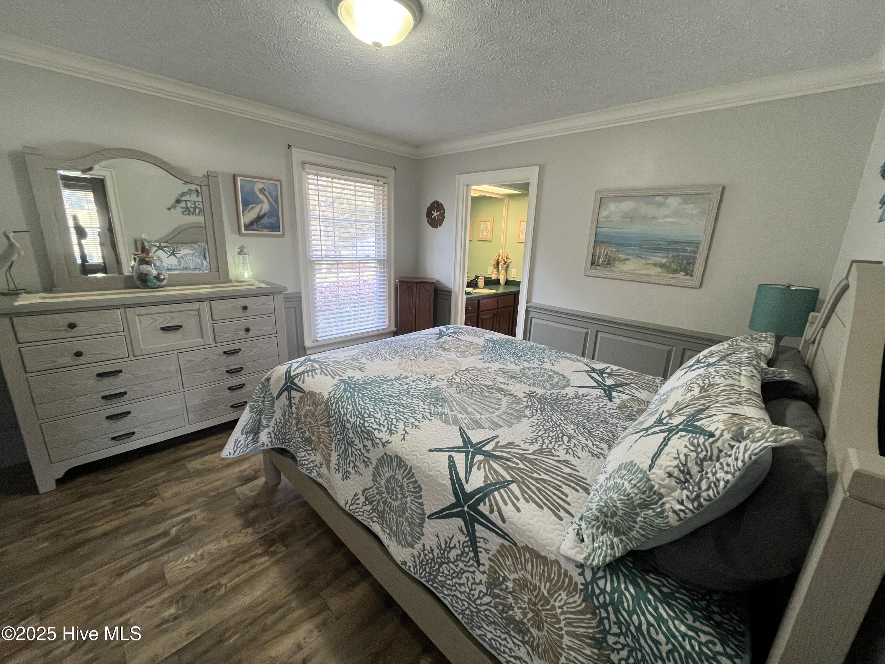 100540305 | Photo 14