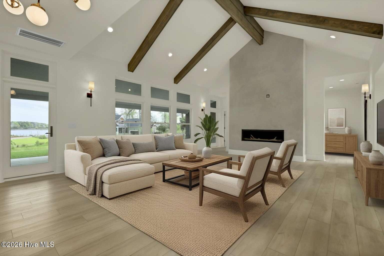 100541892 | Photo 64