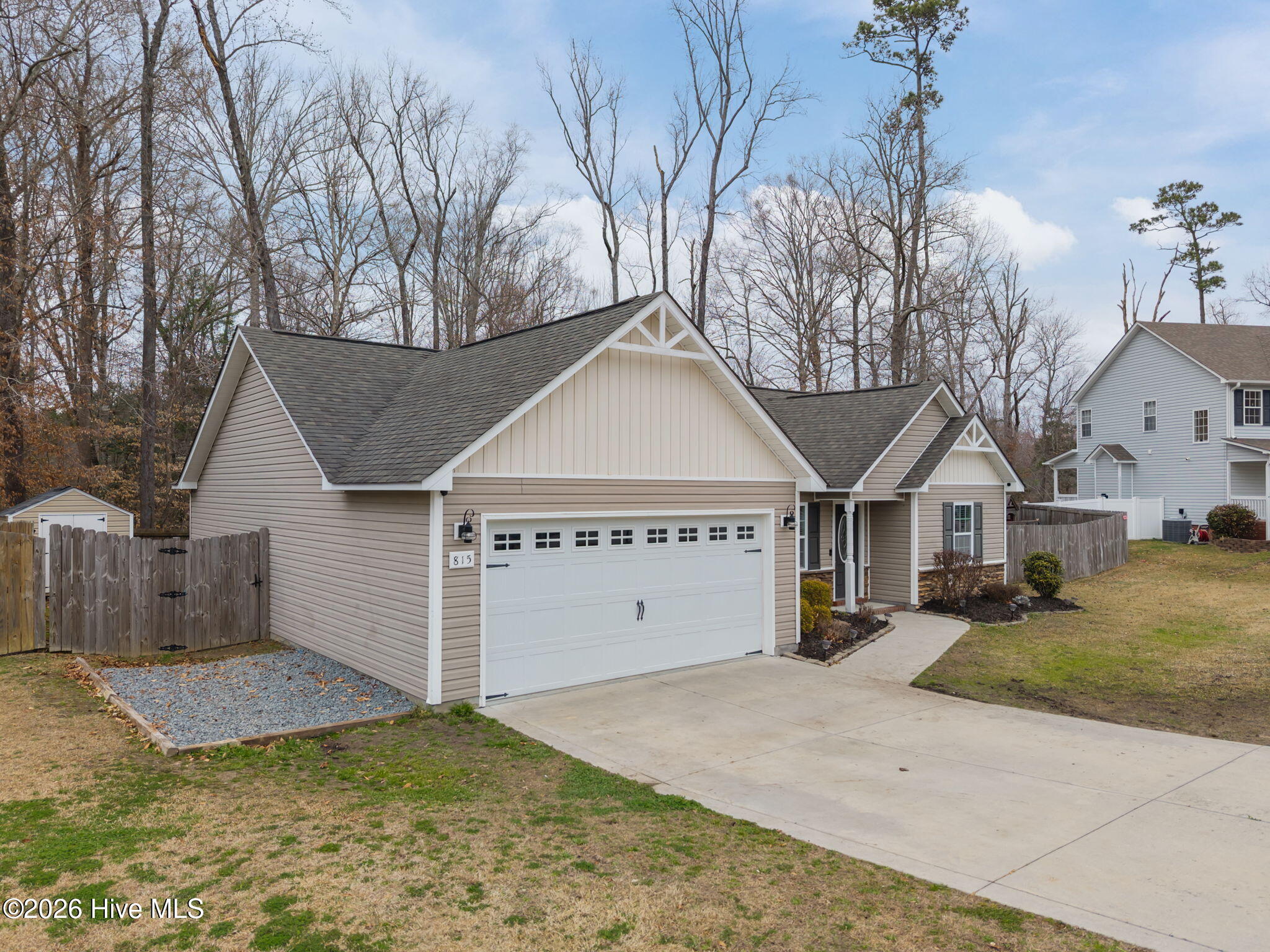 100557959 | Photo 31