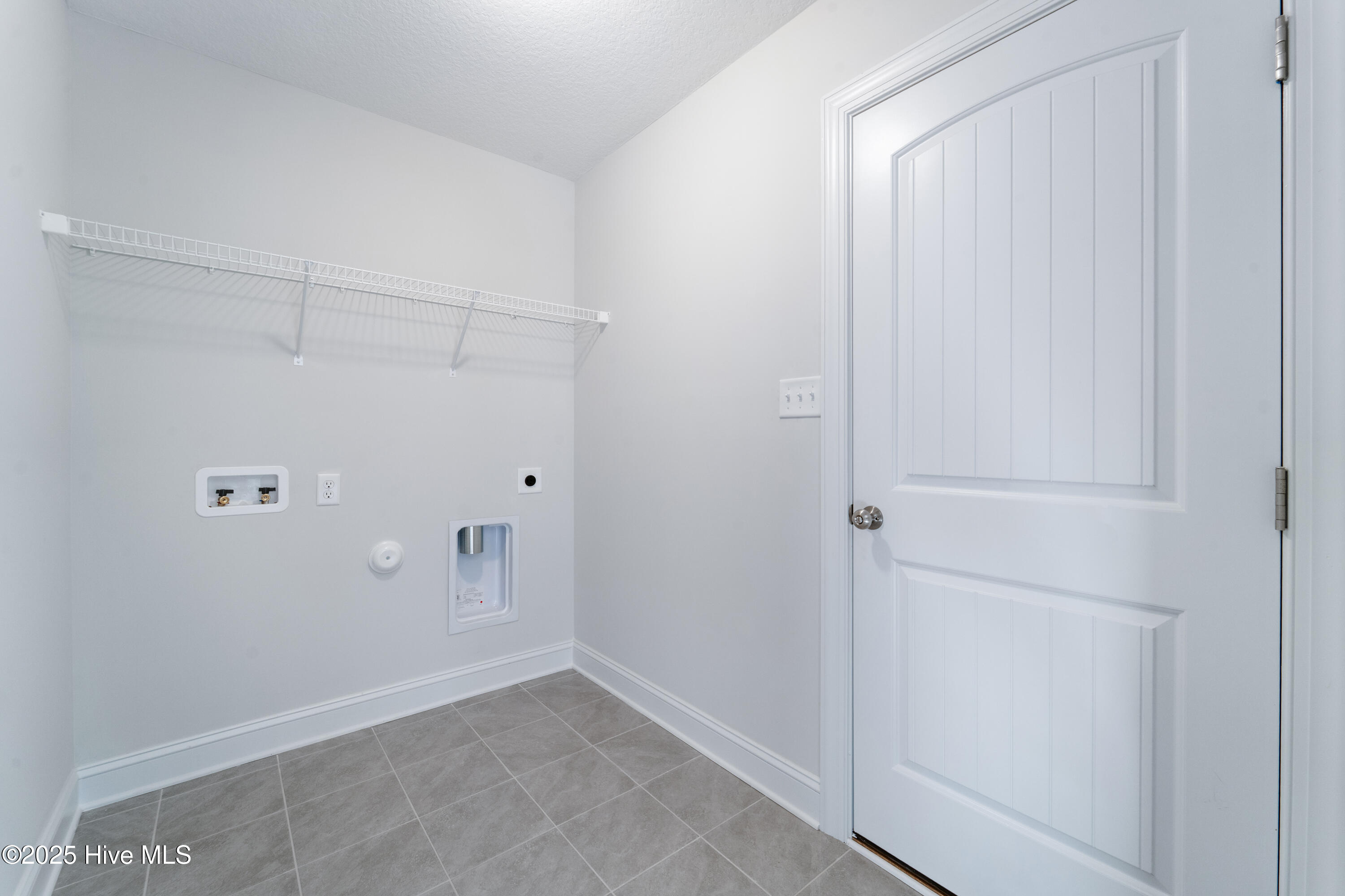 100514774 | Photo 25