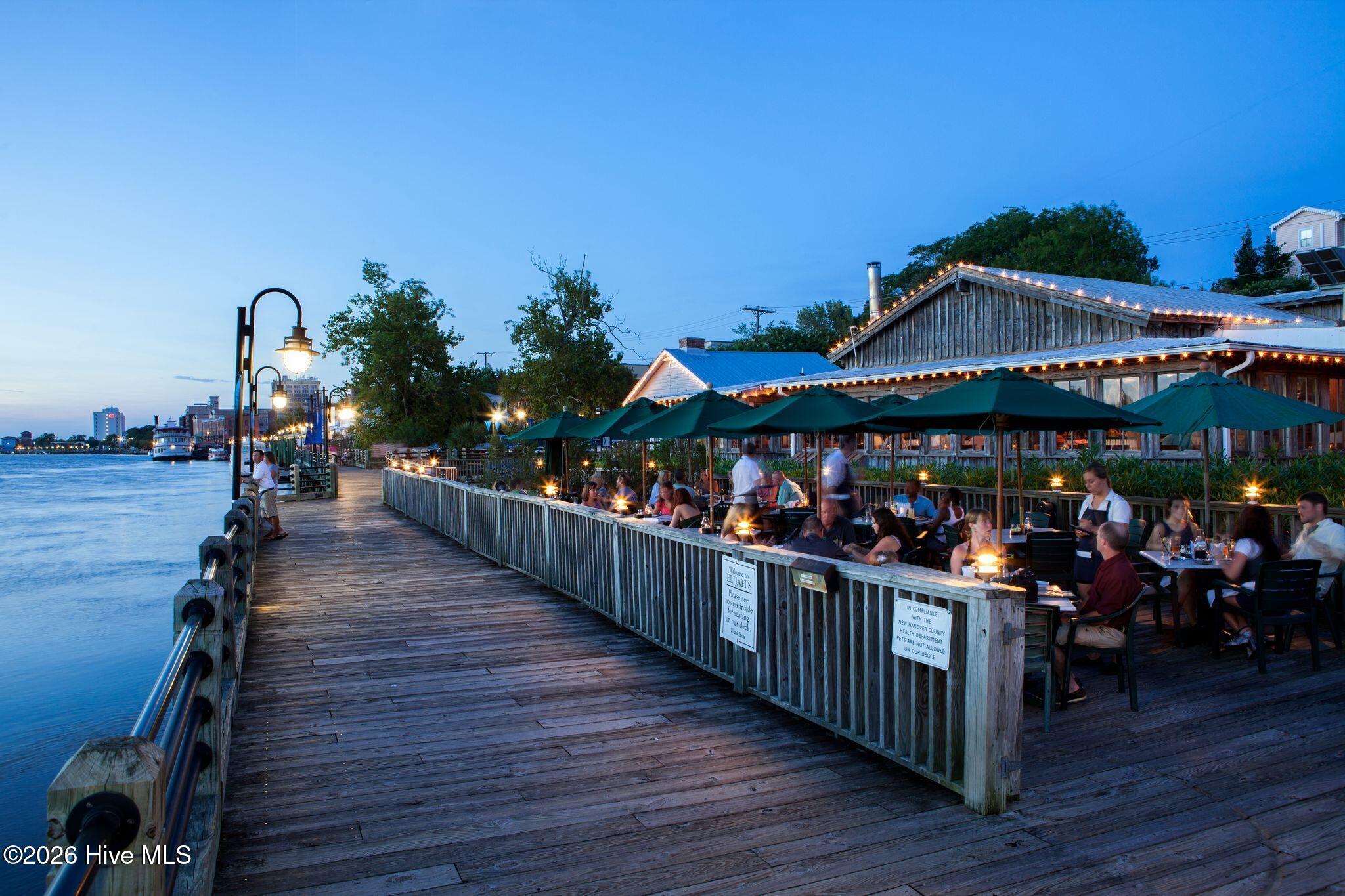 100554931 | Photo 61