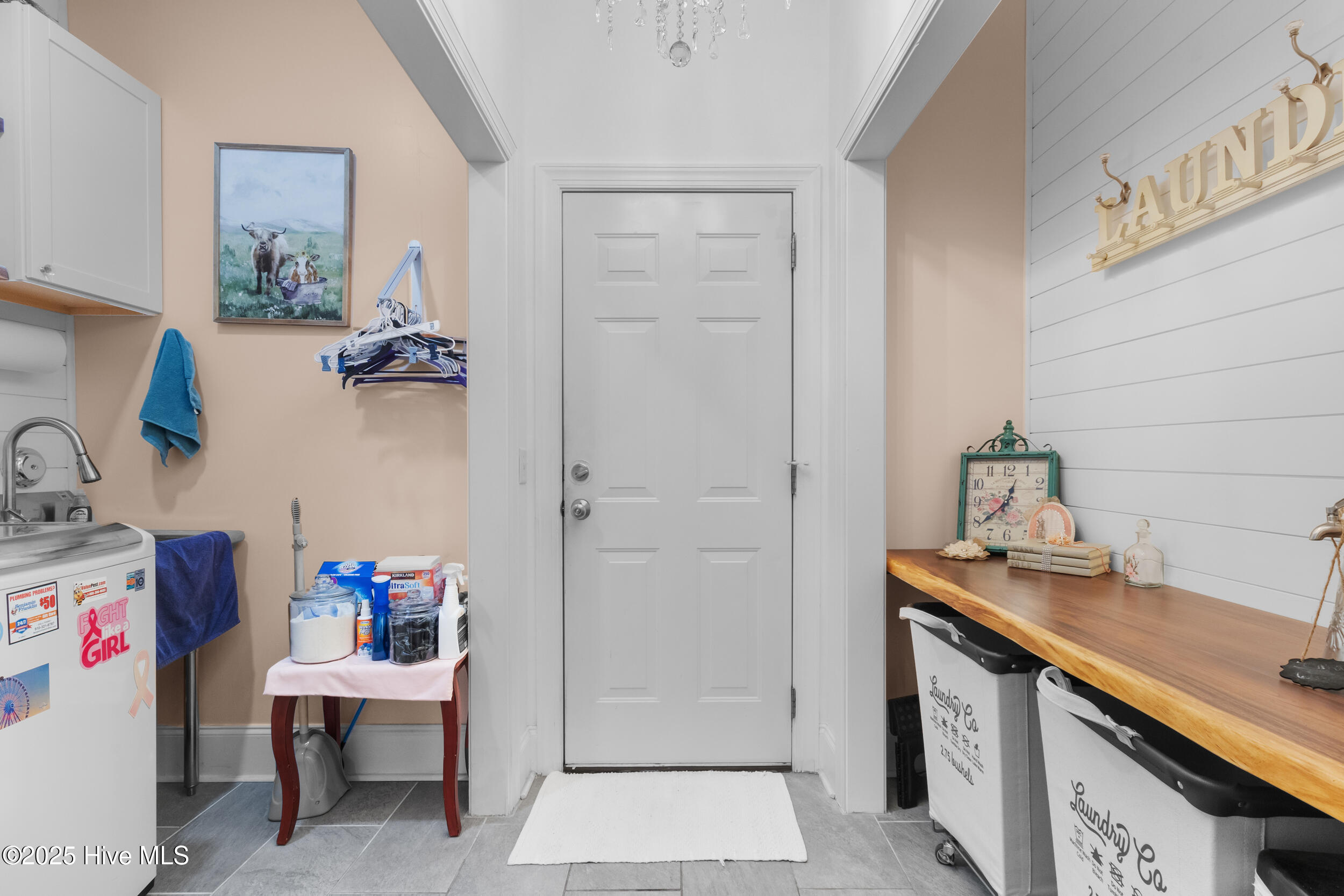 100536659 | Photo 25