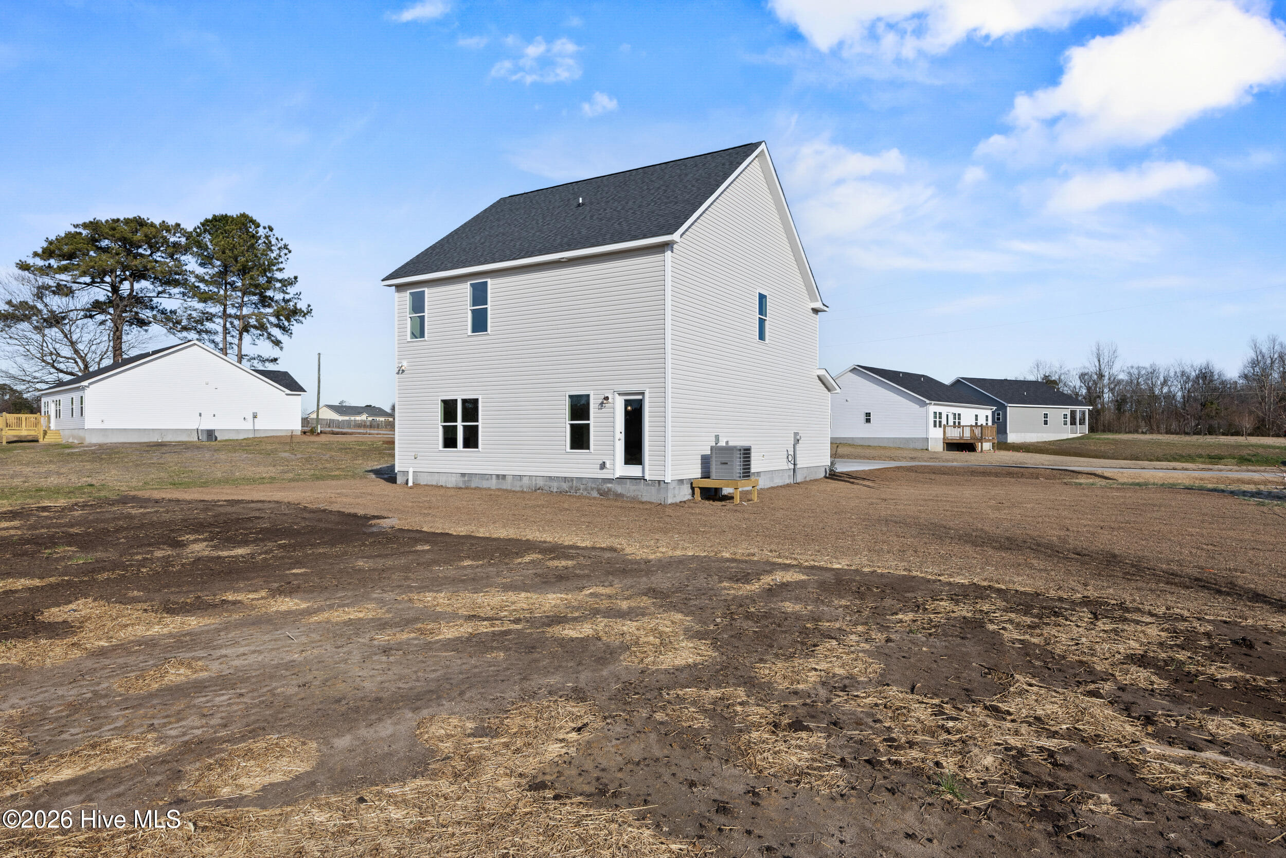 100551256 | Photo 37