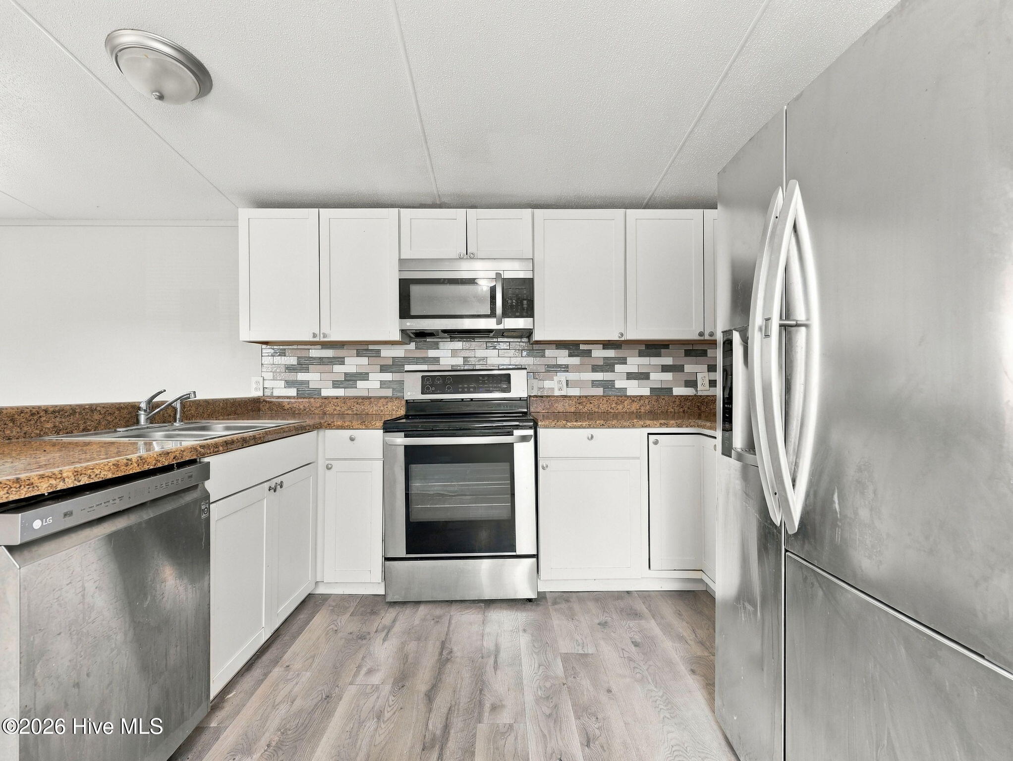 322 N Winchester Lane,Hubert