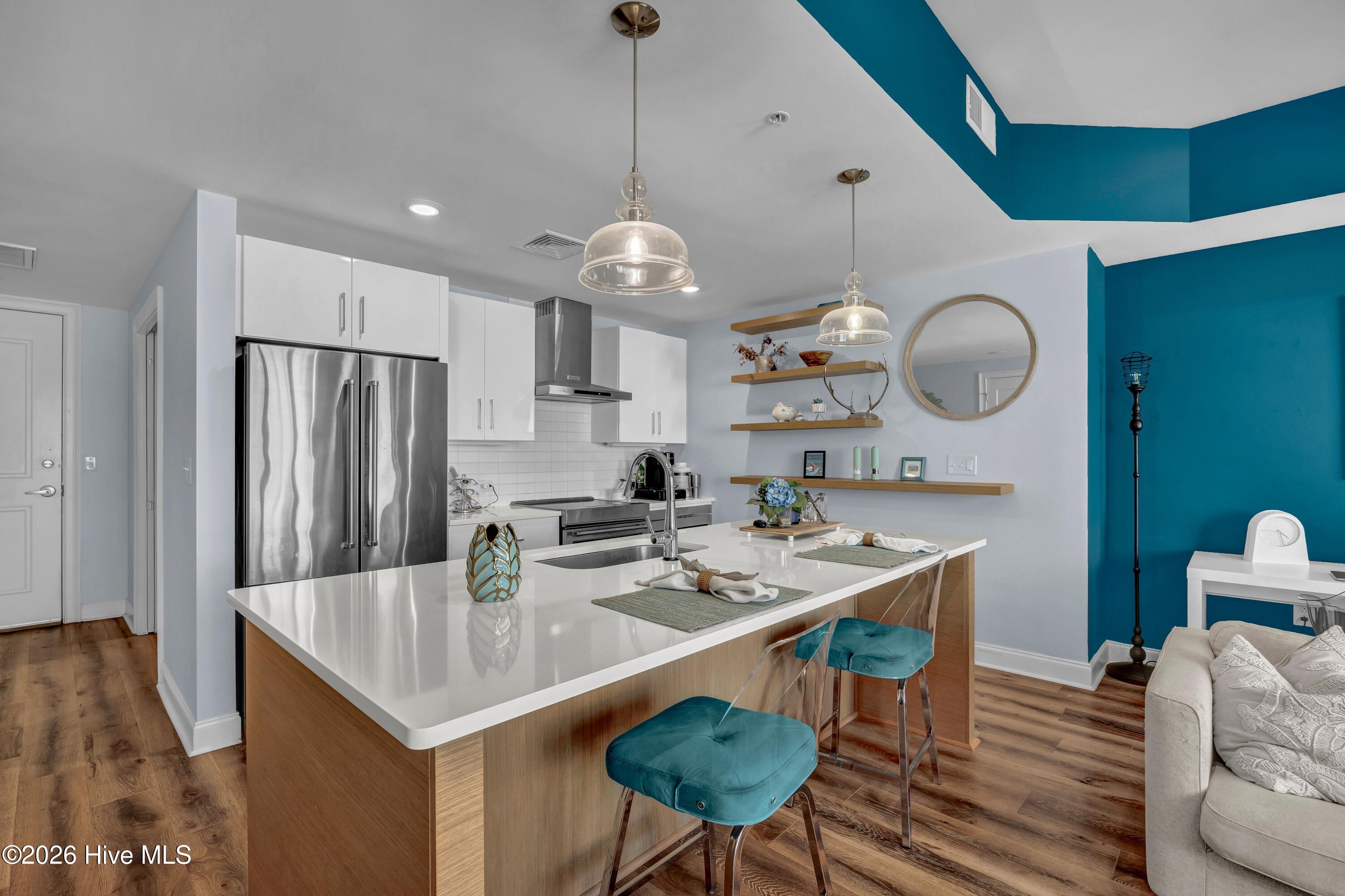 100551474 | Photo 47