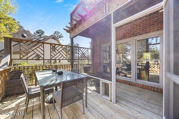 100554462 | Photo 68