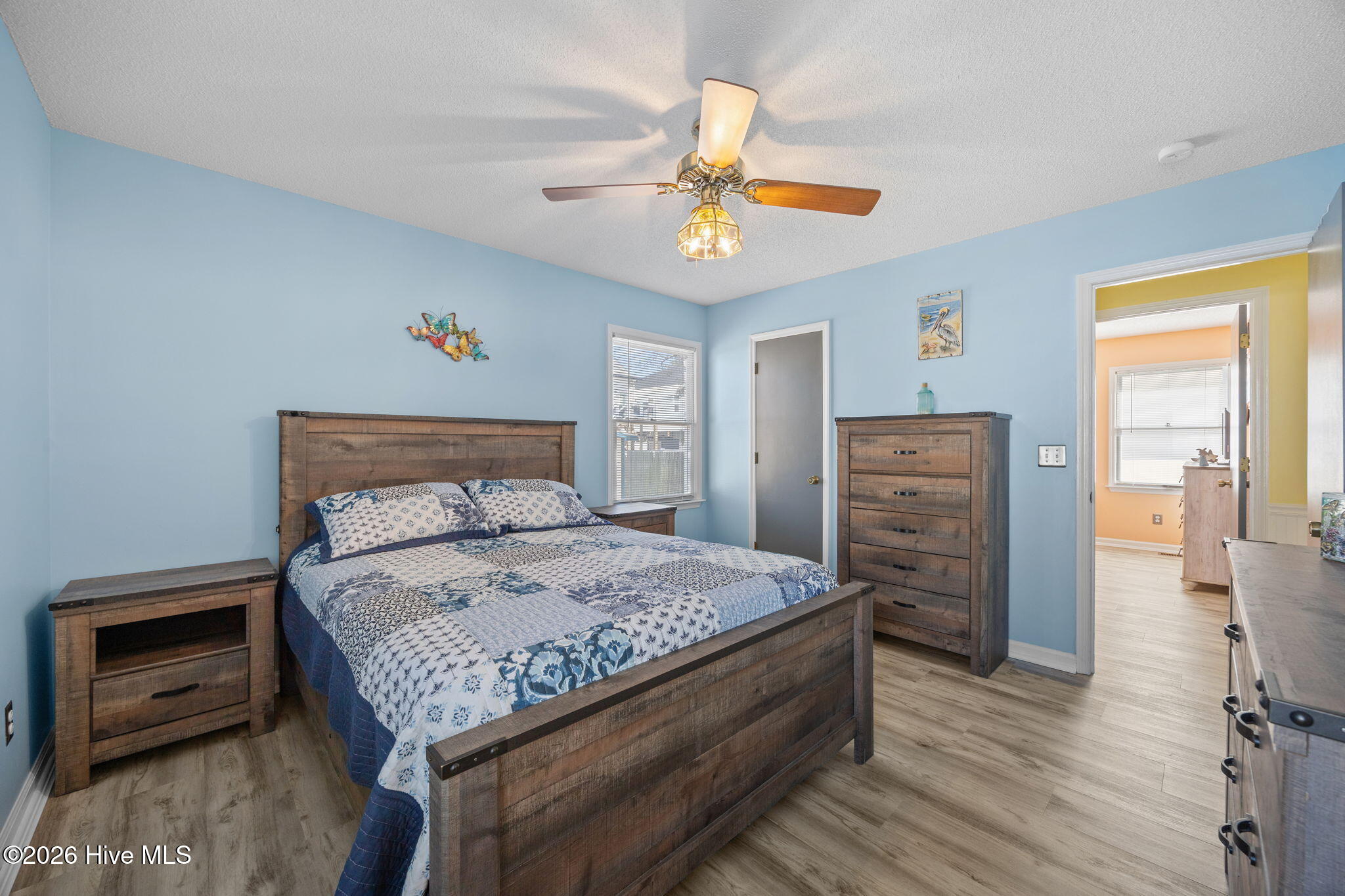 100554594 | Photo 25