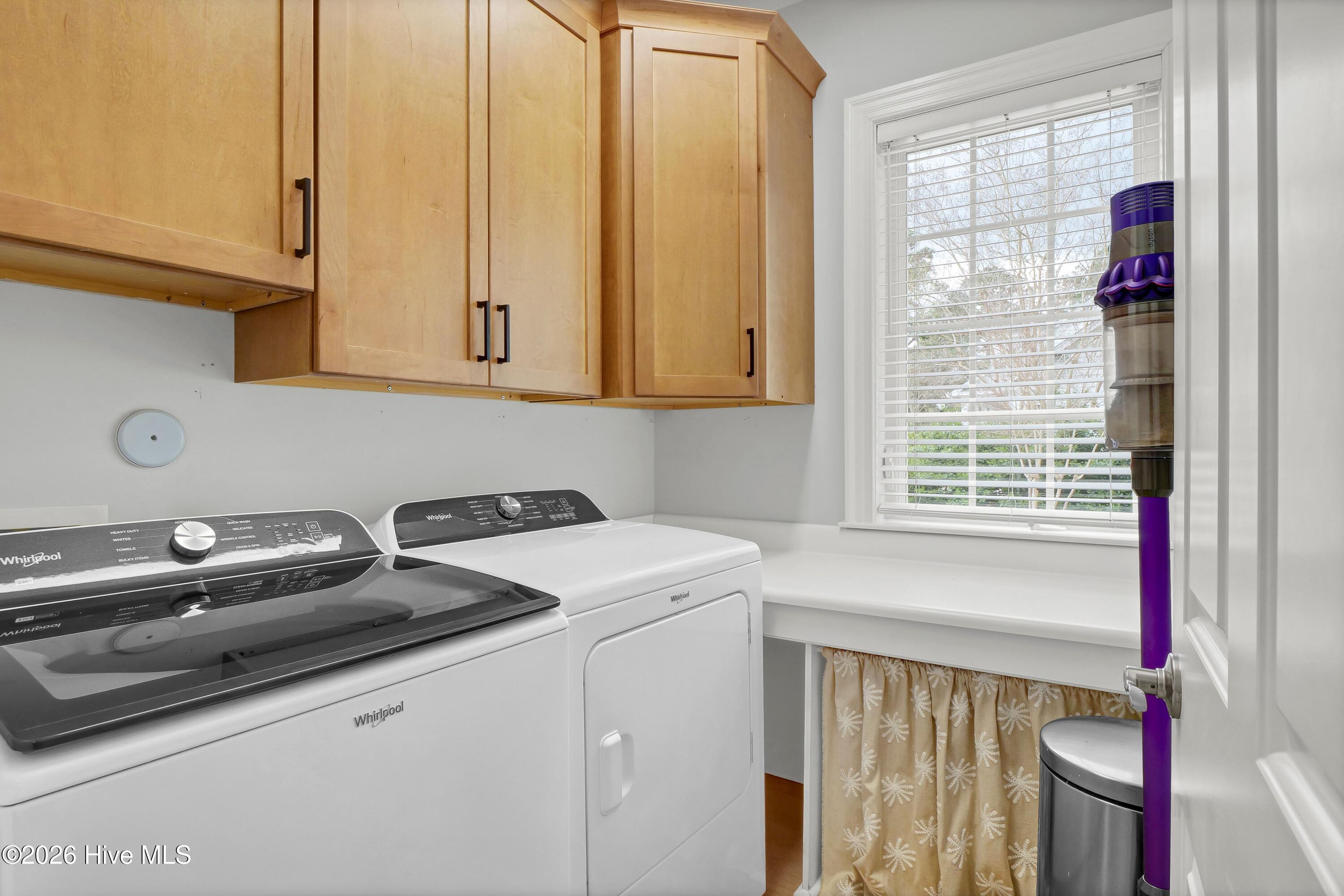 100563212 | Photo 18