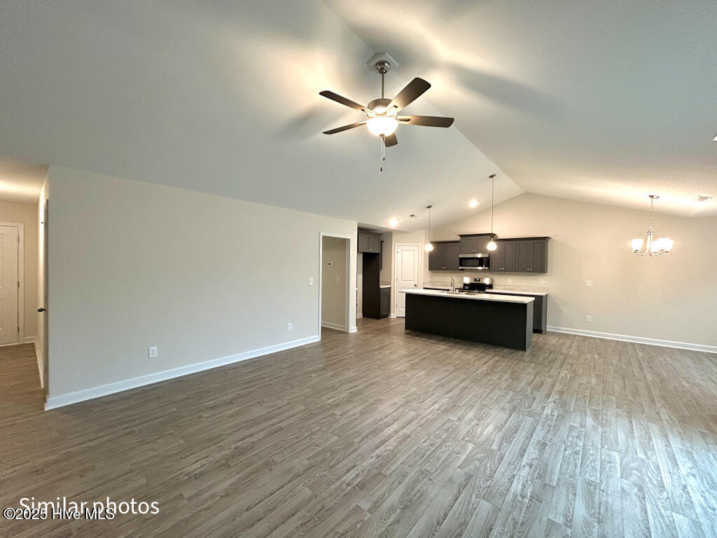 100508196 | Photo 12