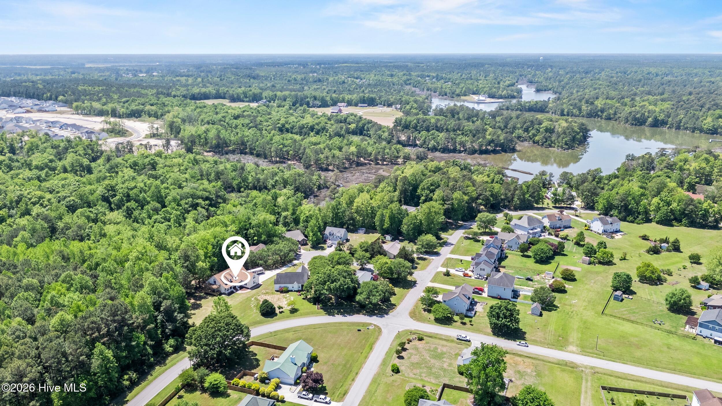 100569506 | Photo 86