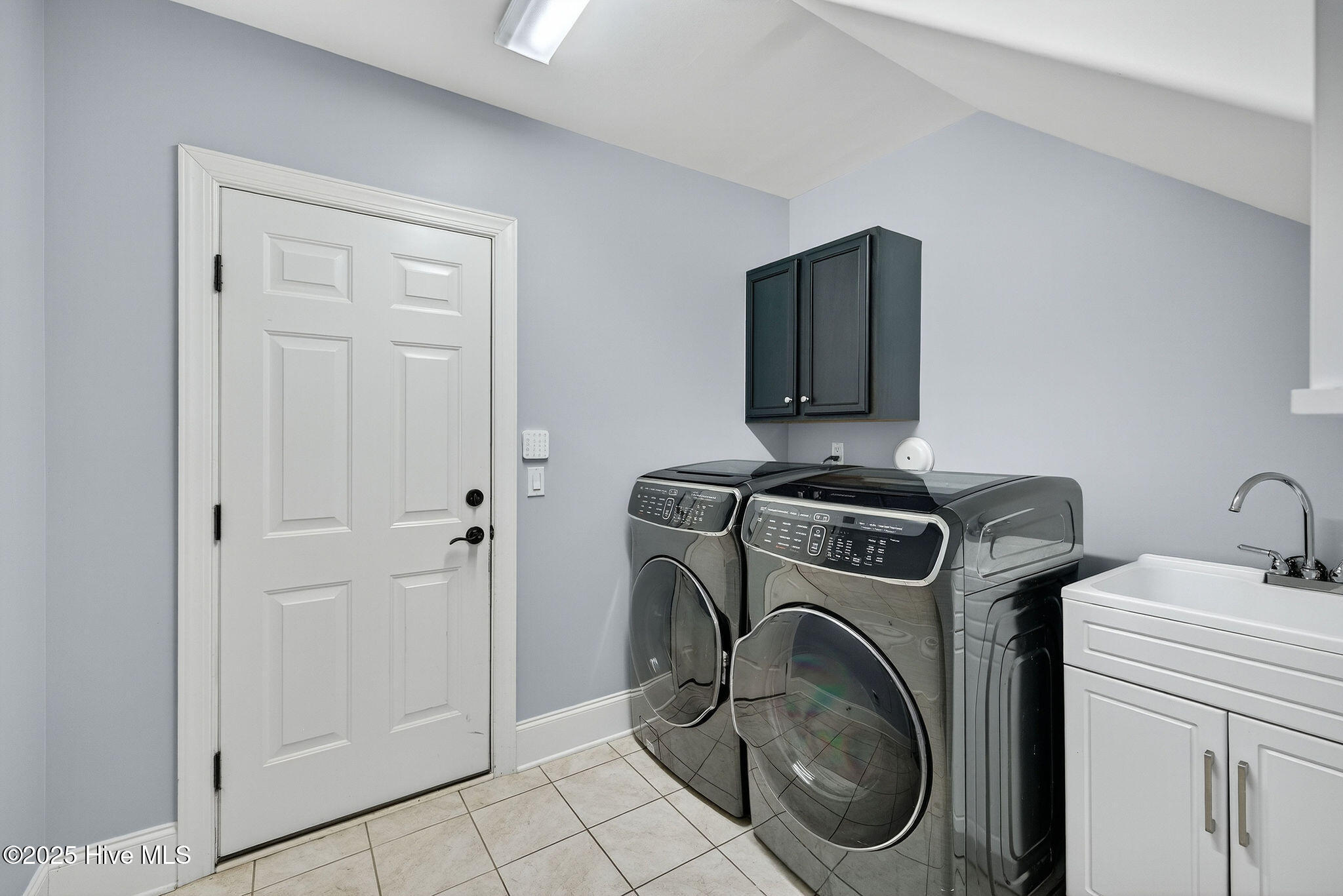 100512498 | Photo 42