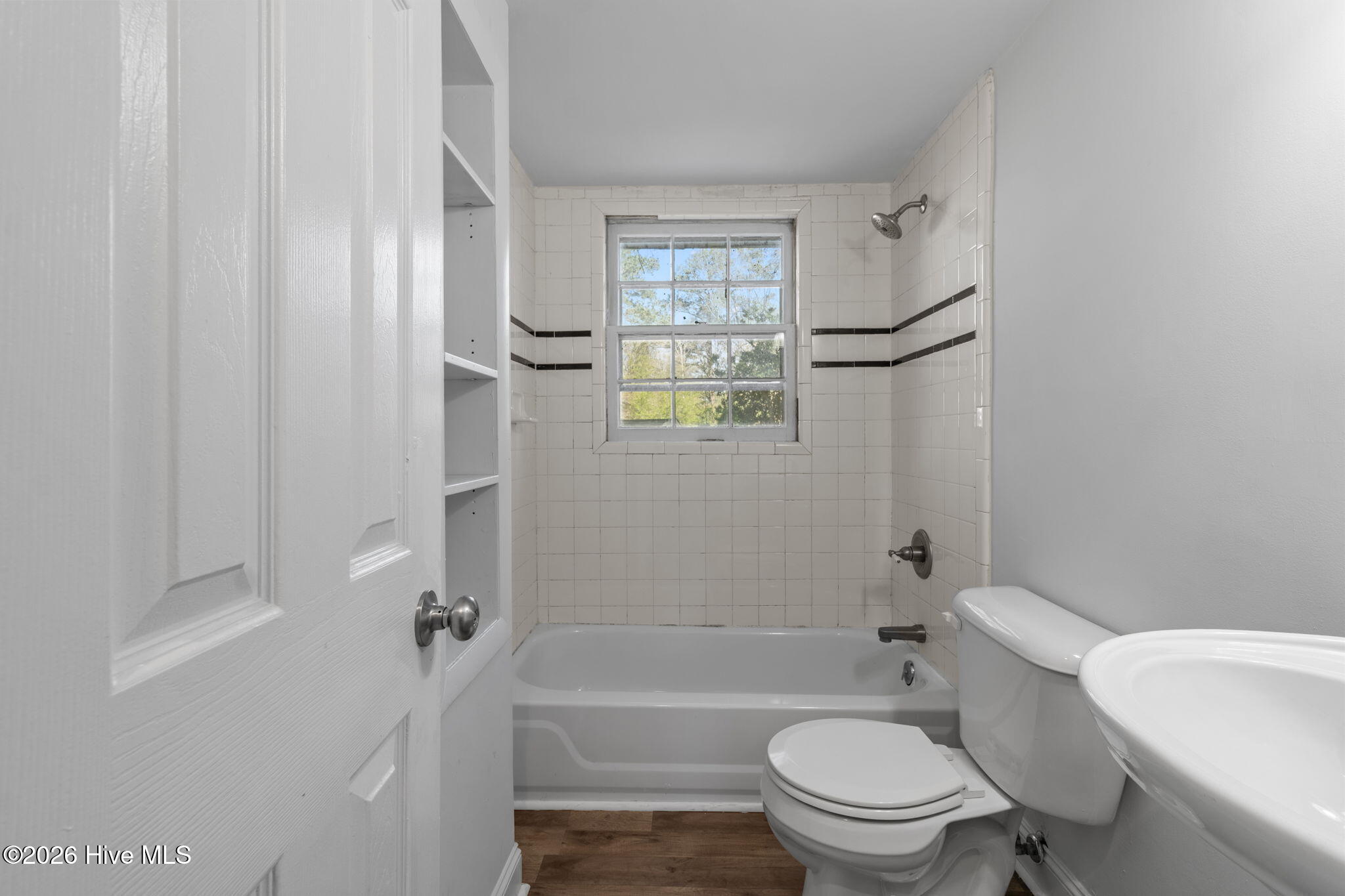 800 Little John Avenue, Jacksonville, NC, 28546