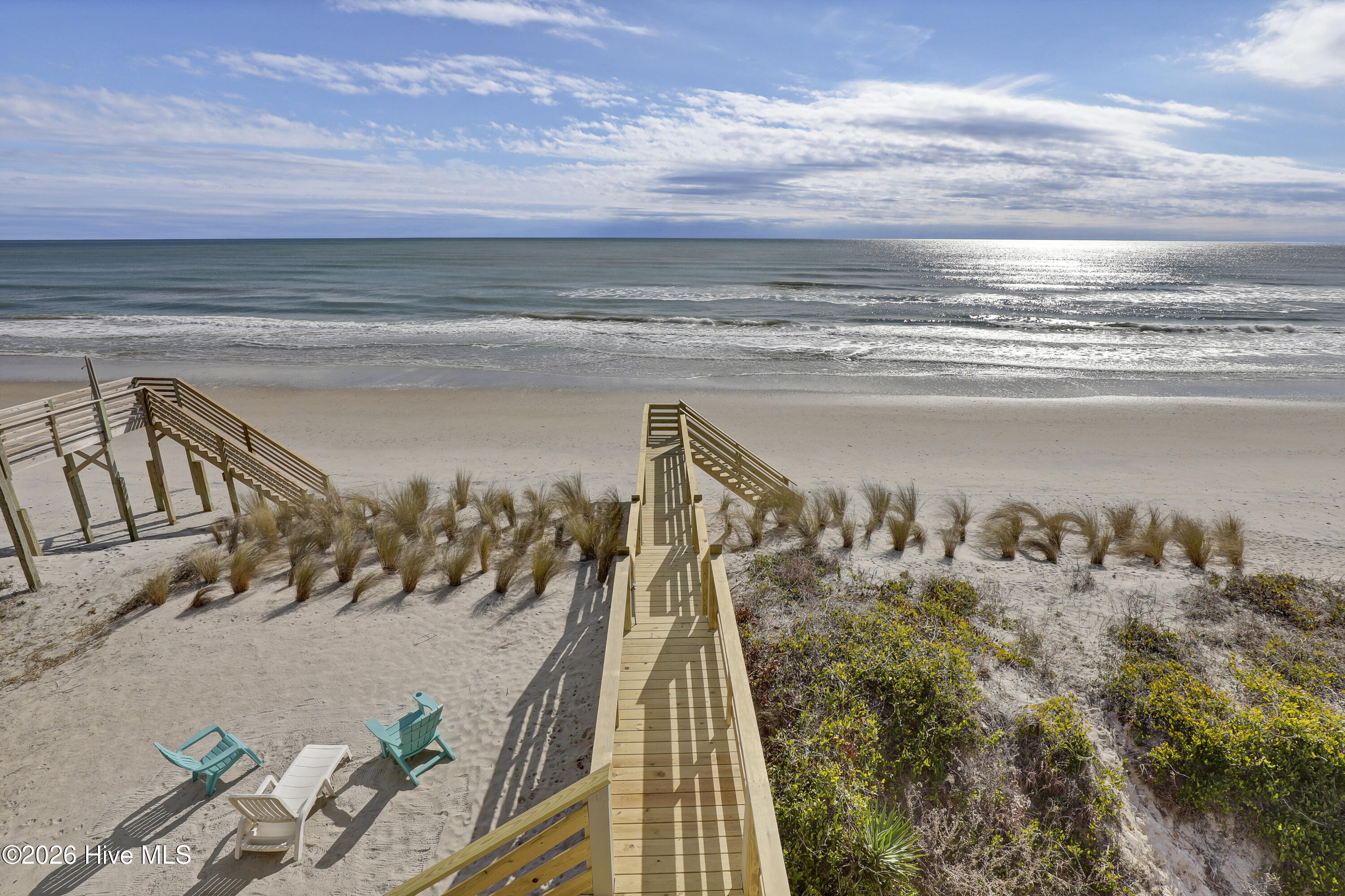 100551936 | Photo 19