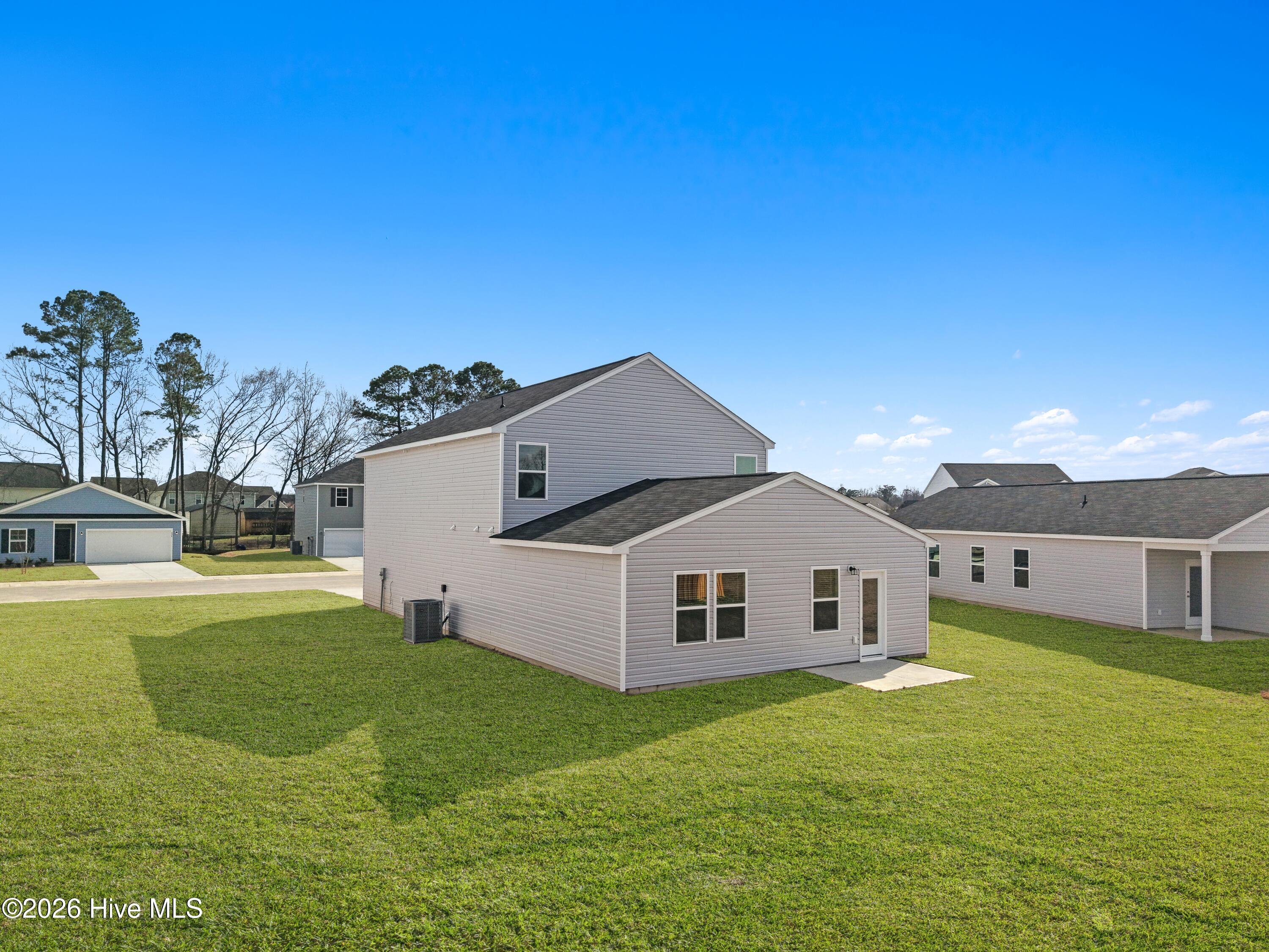 100538975 | Photo 45