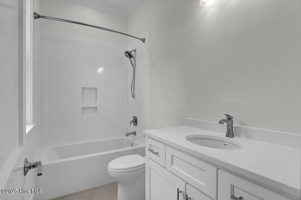 100512551 | Photo 20