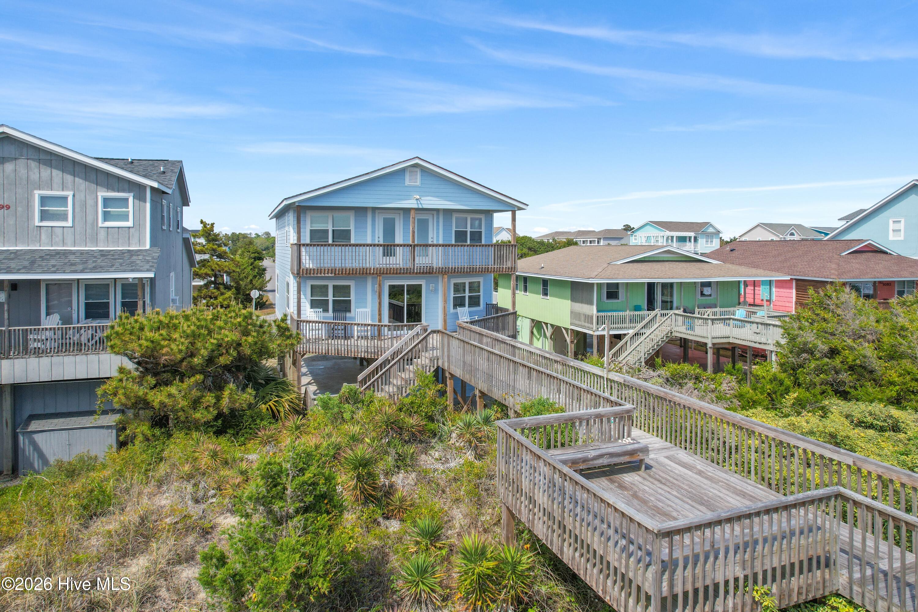 100497729 | Photo 10