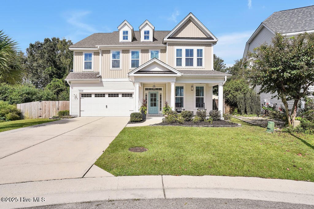 100536880 | Photo 51