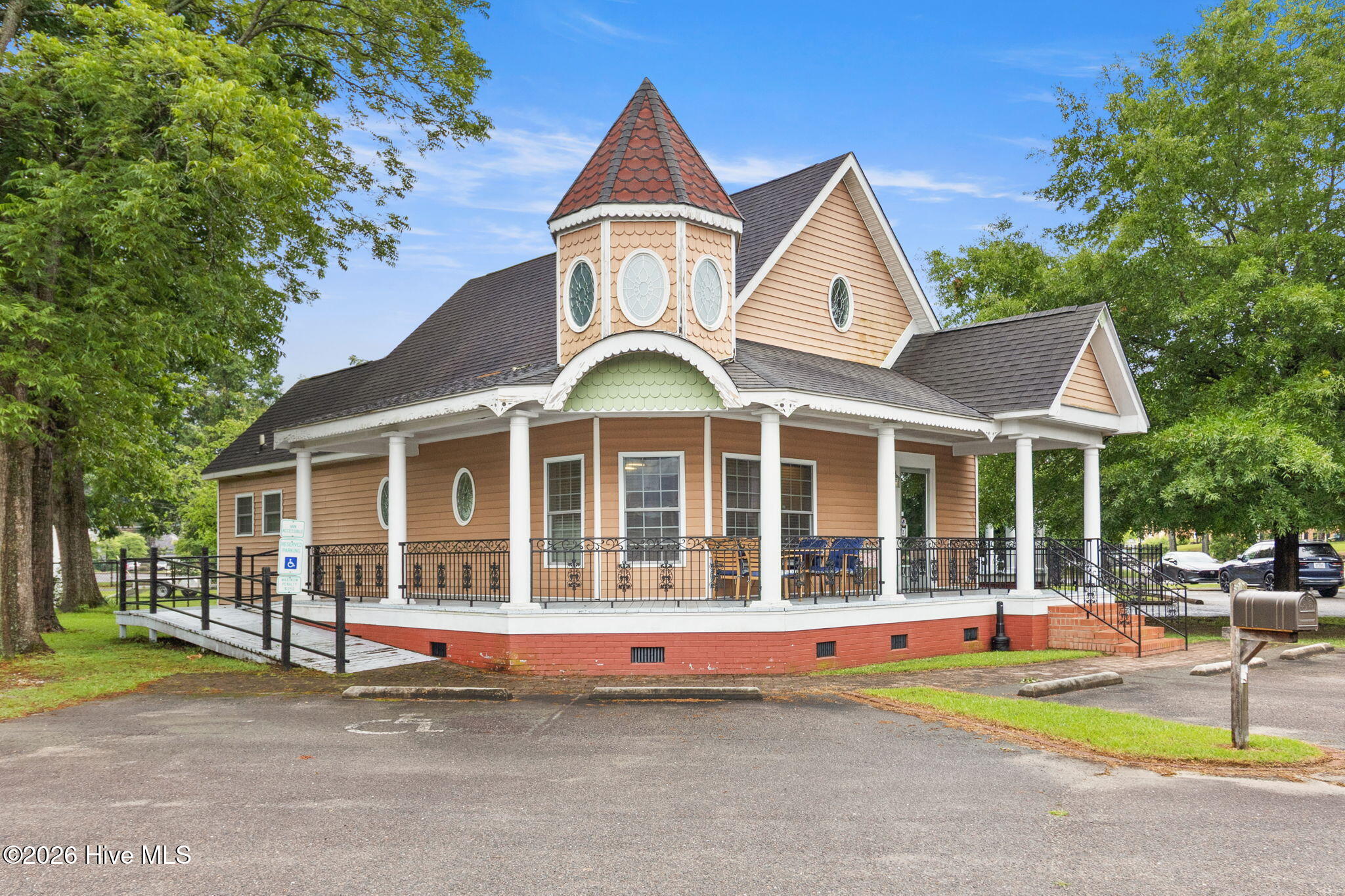 430 S Main St