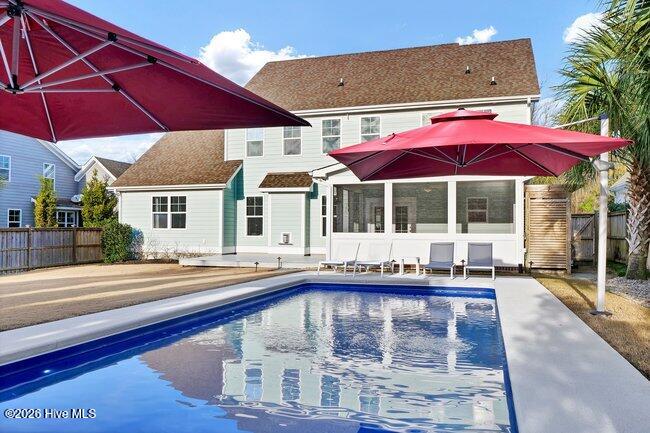 100552882 | Photo 59