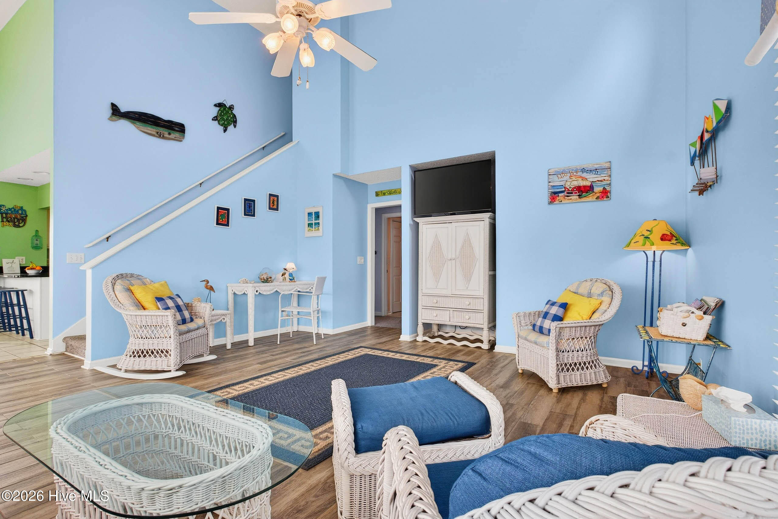 100563035 | Photo 21