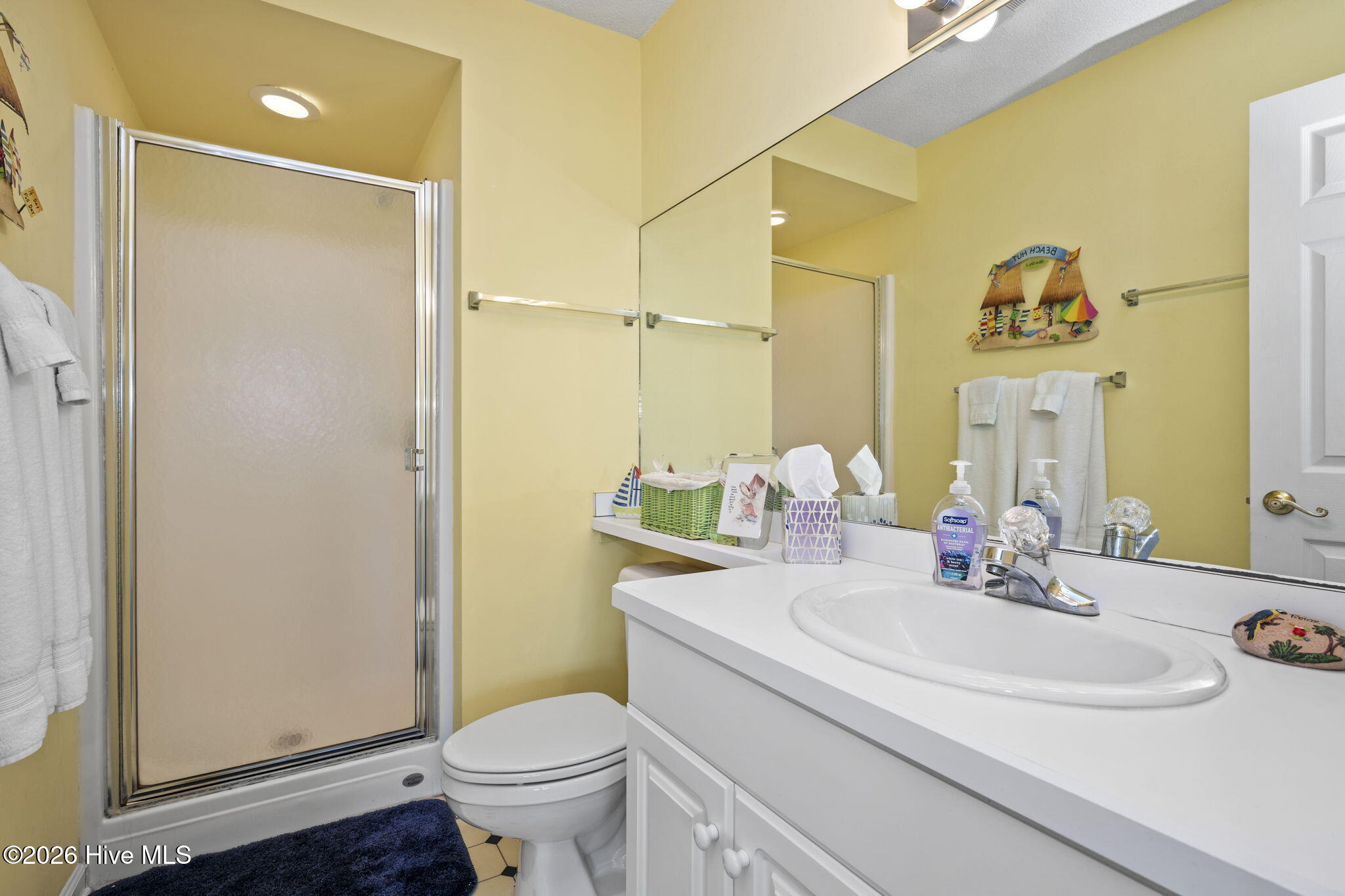 100566433 | Photo 37