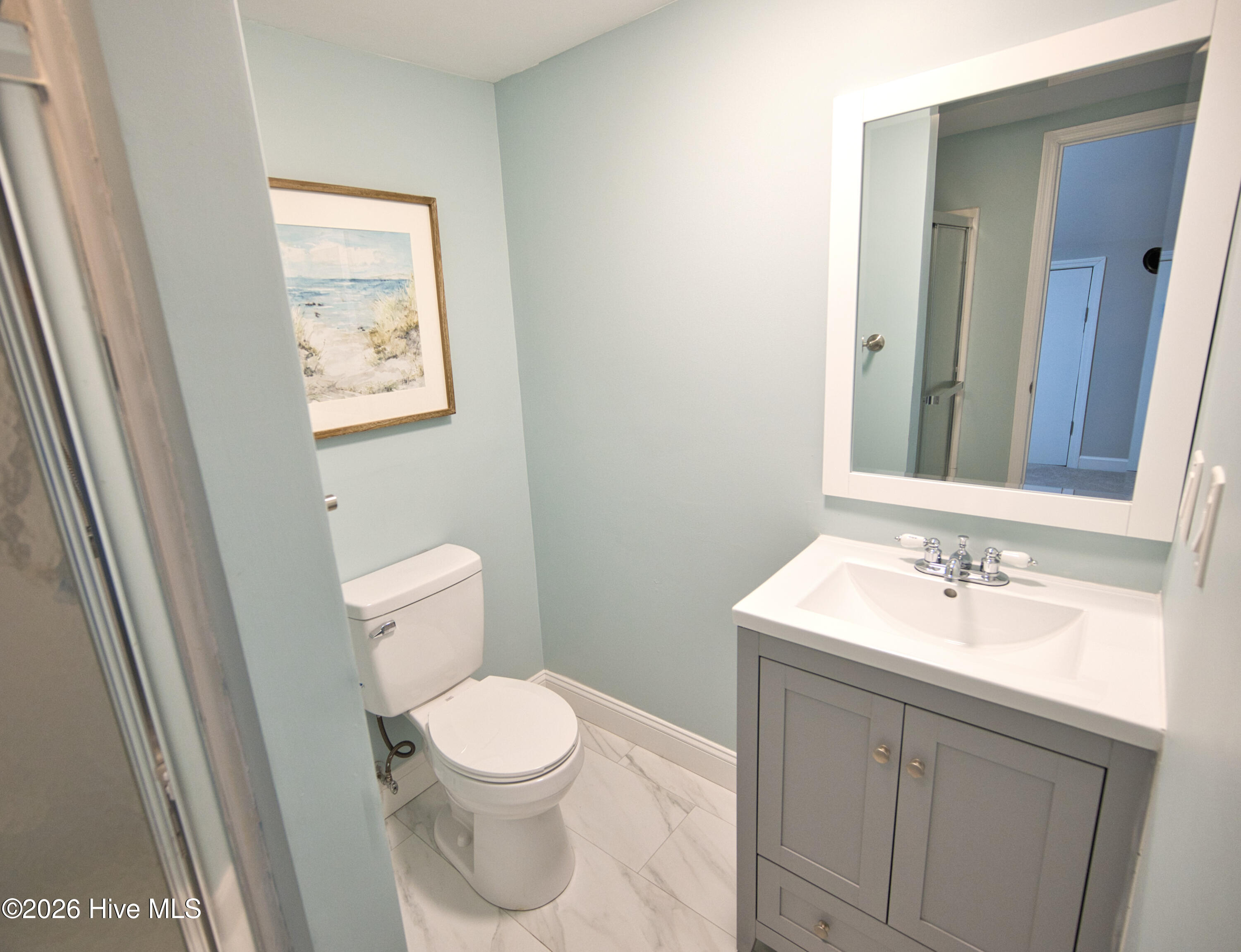 100558044 | Photo 50