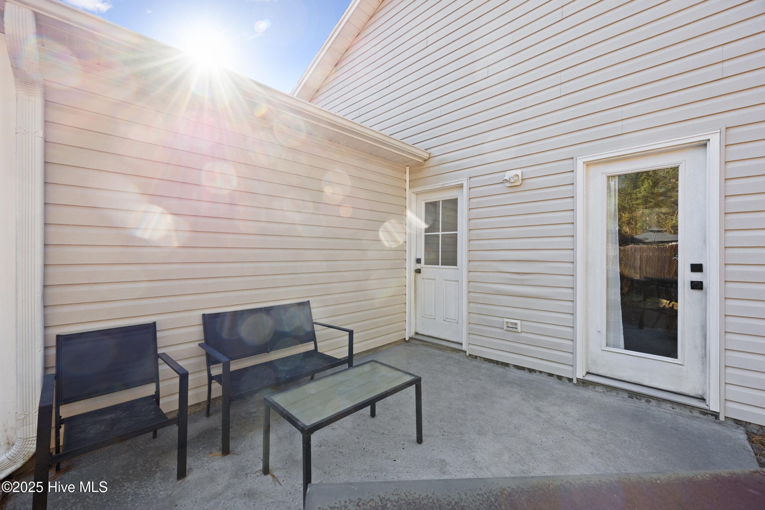 100545766 | Photo 31