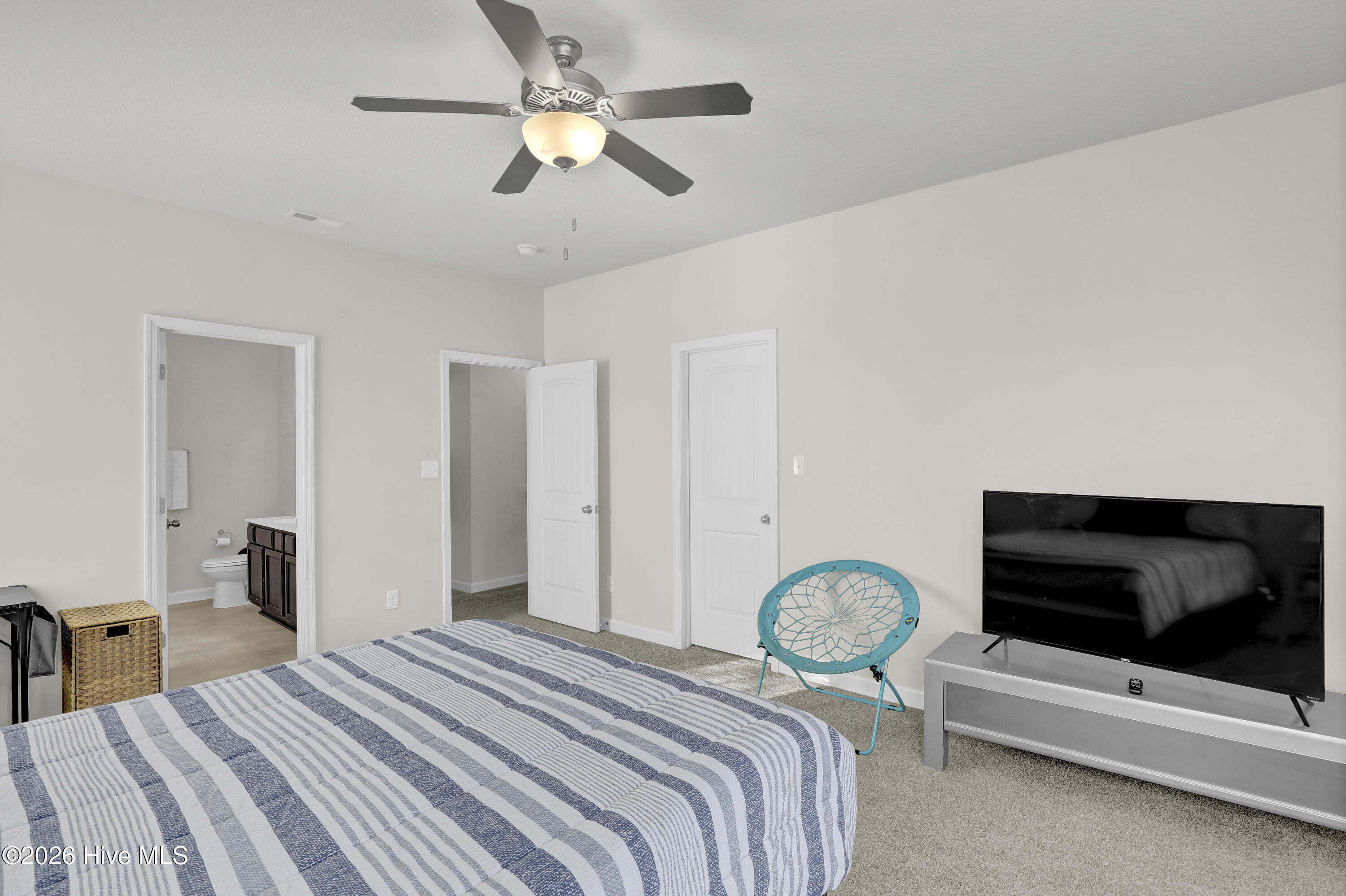 100555472 | Photo 16