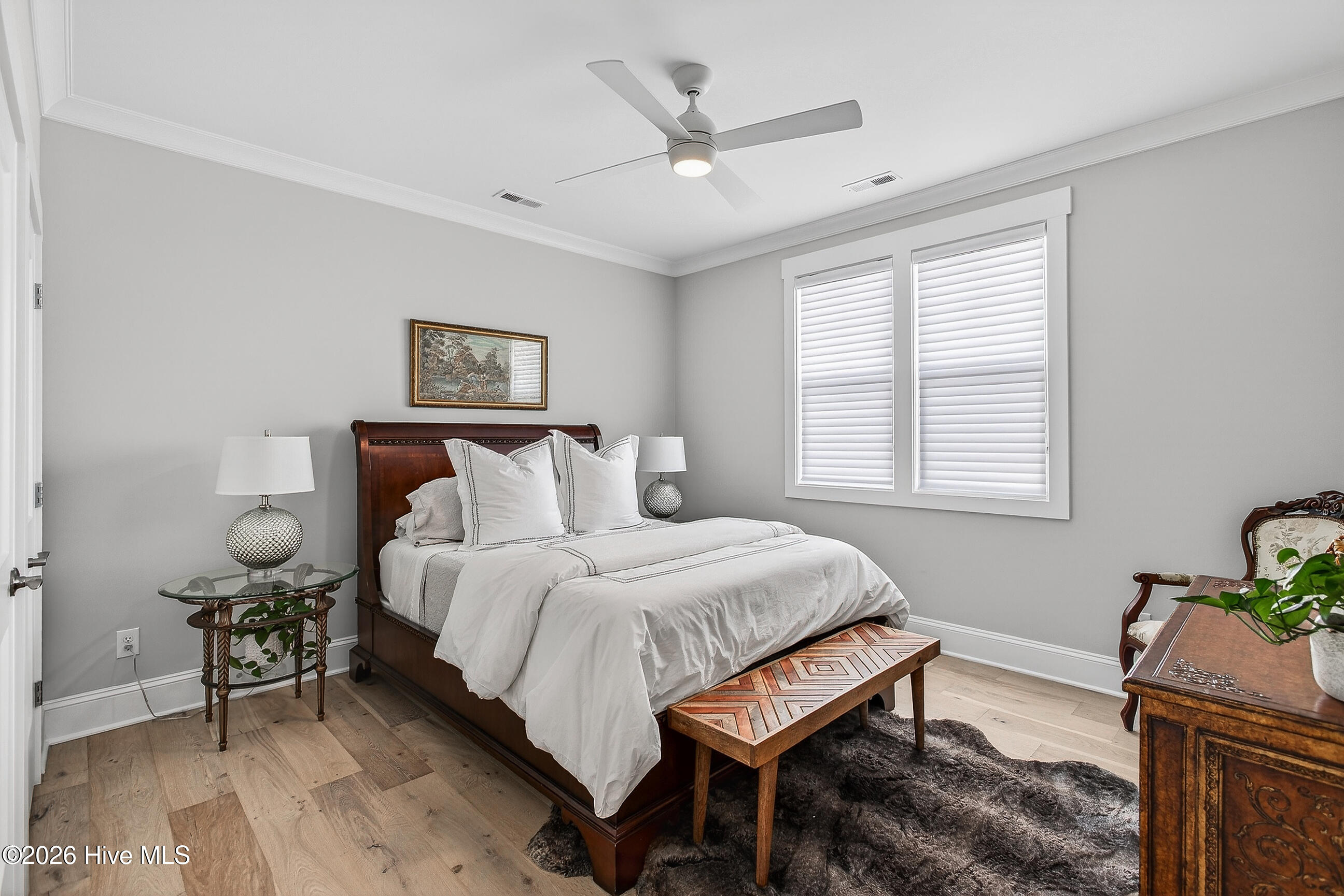 100564541 | Photo 45