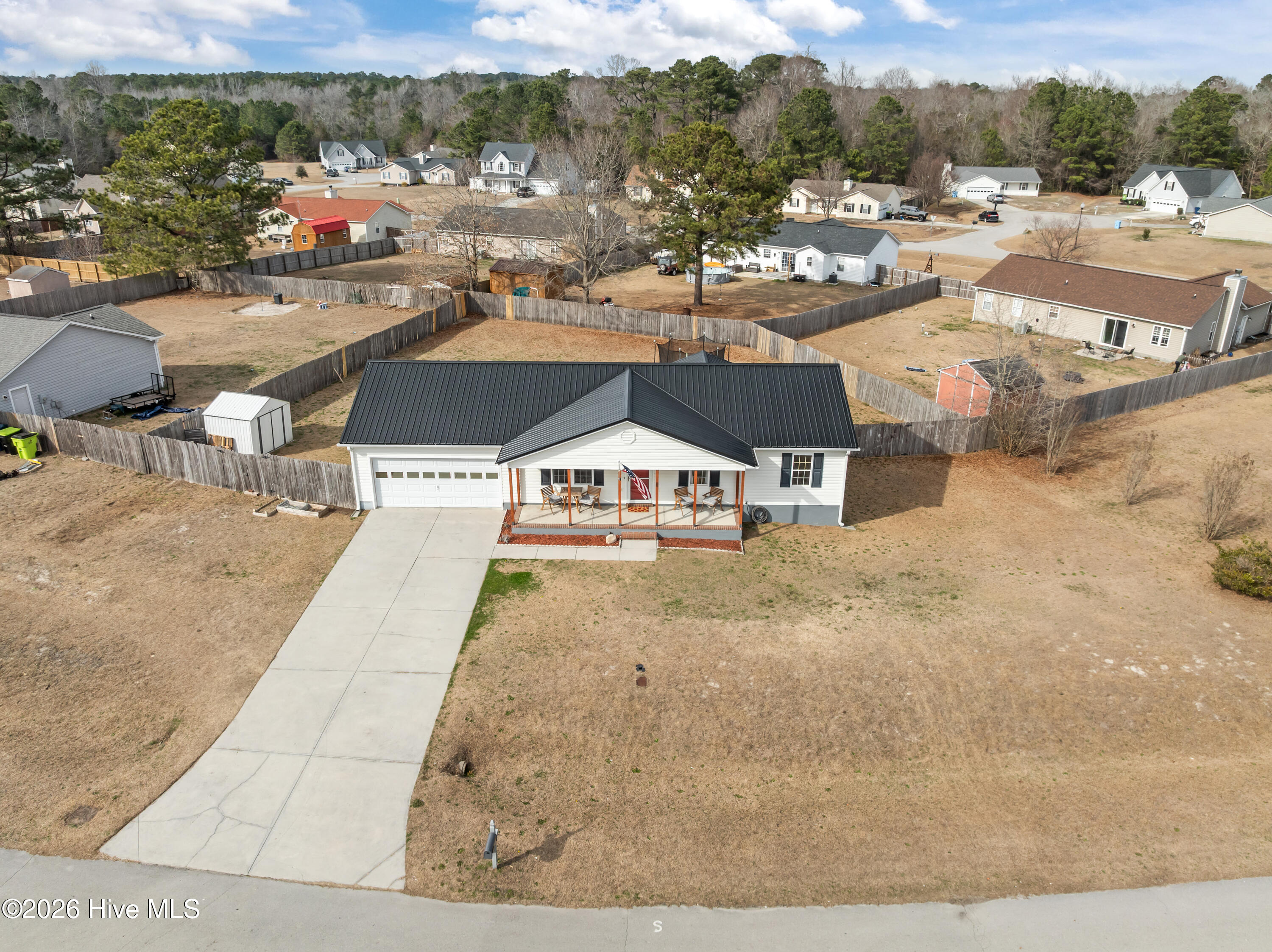 100556999 | Photo 48