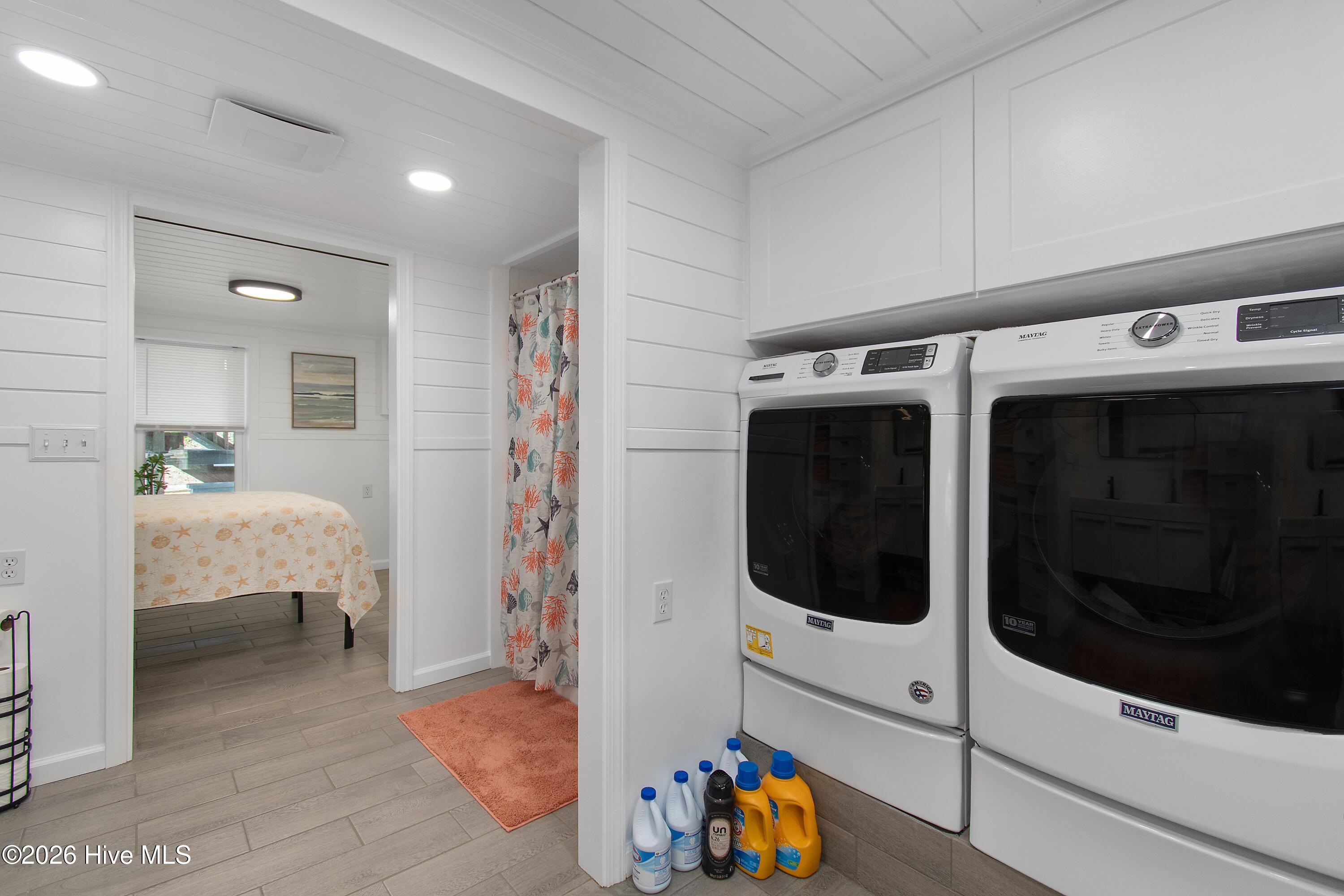 100567968 | Photo 47