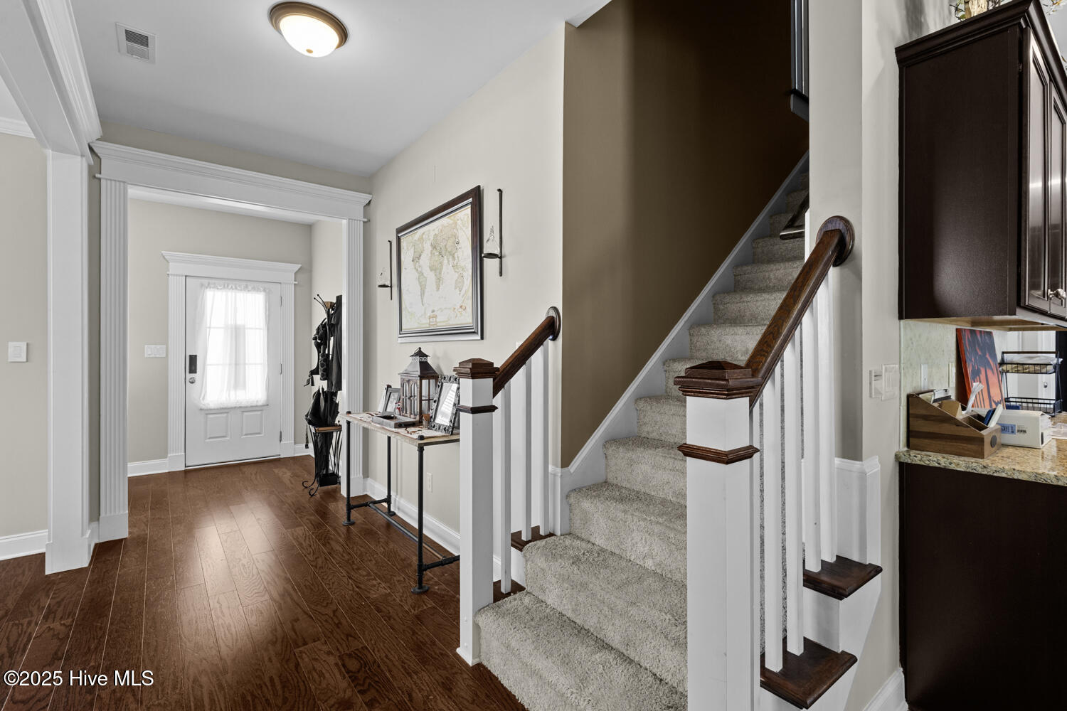 100501519 | Photo 21