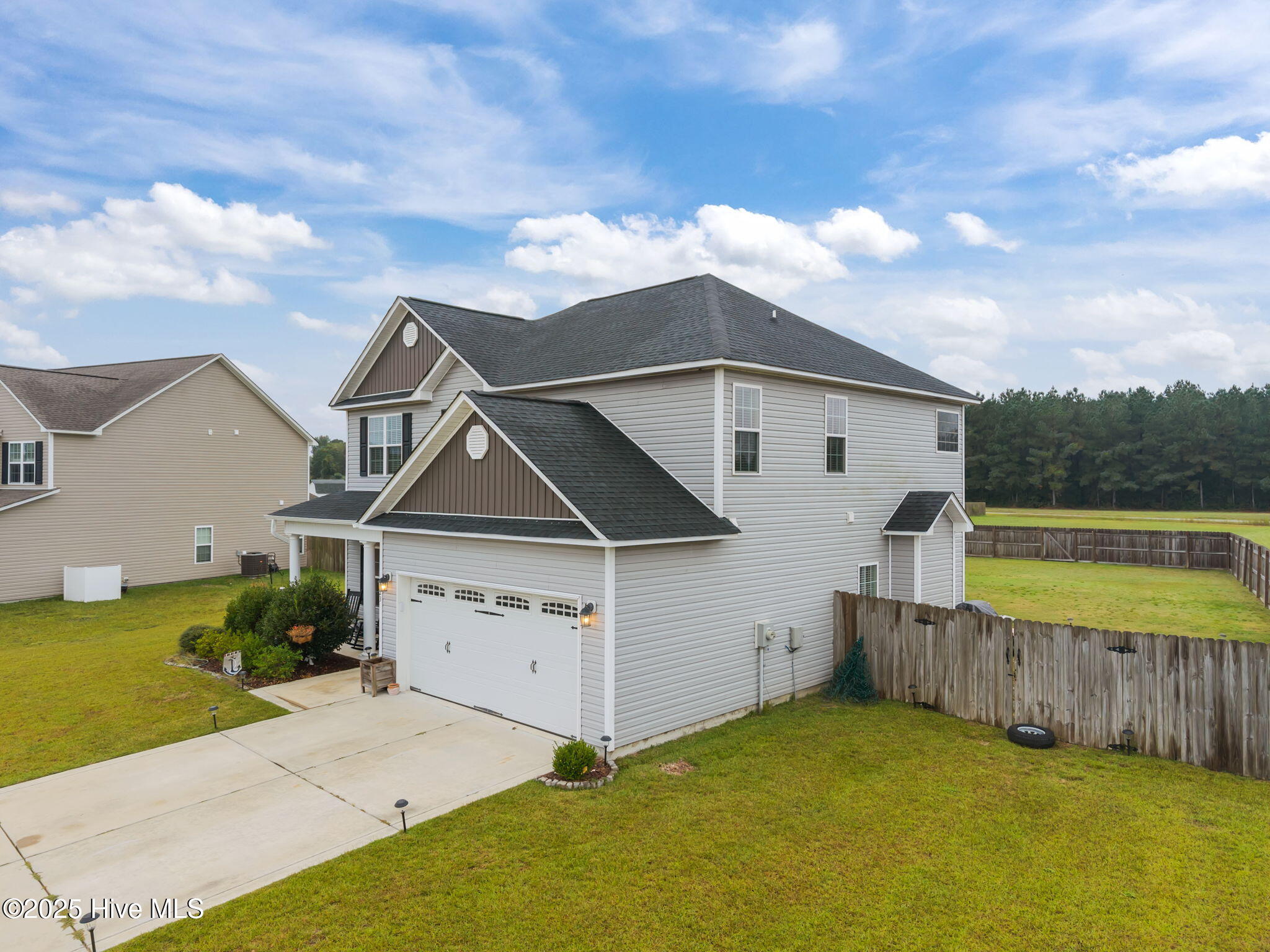123 Village Creek Drive,Maysville