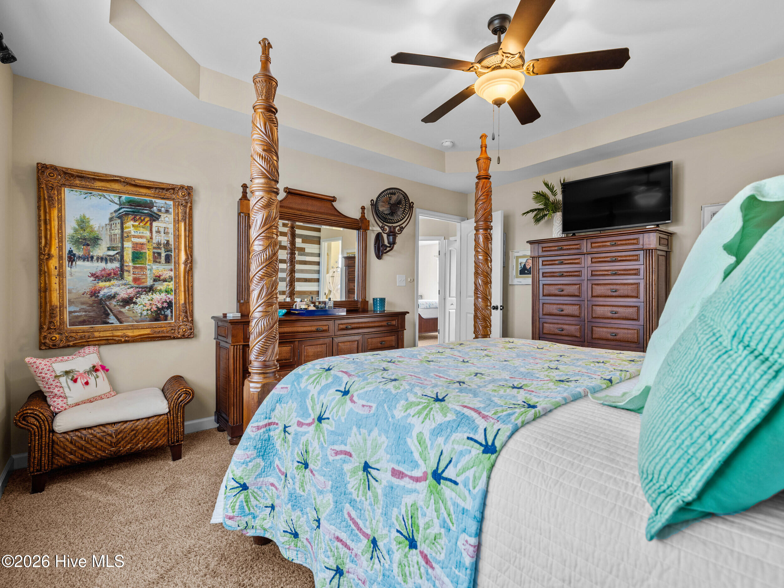 100559159 | Photo 33