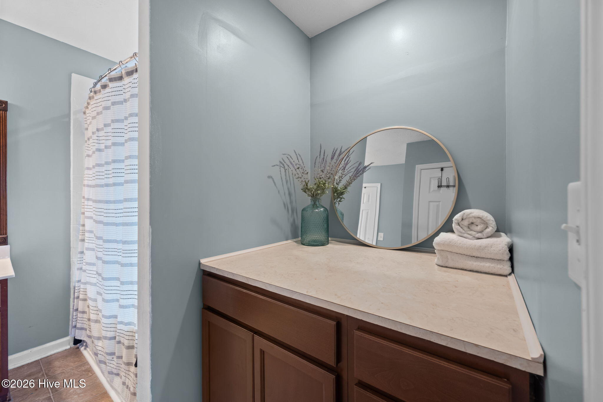 100557121 | Photo 28