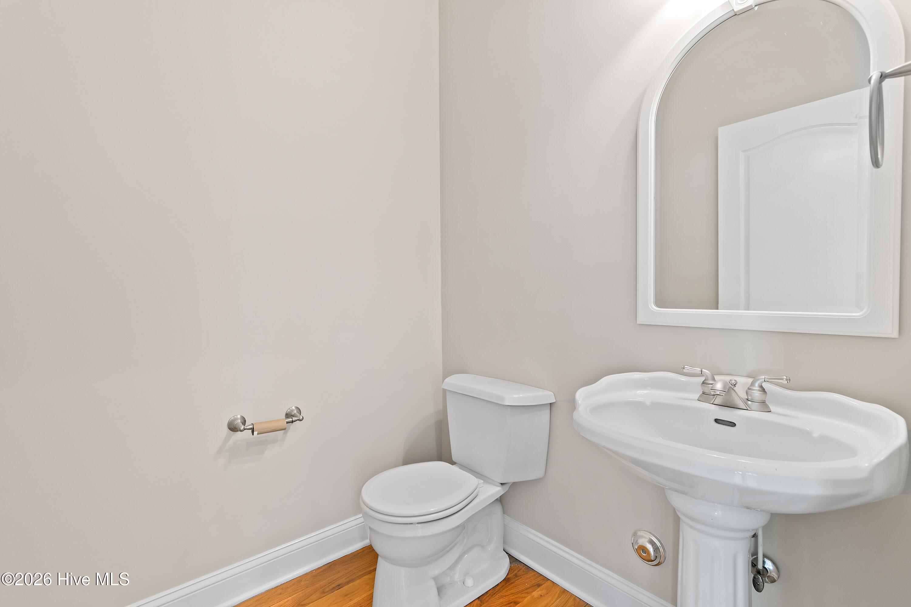 100568662 | Photo 25