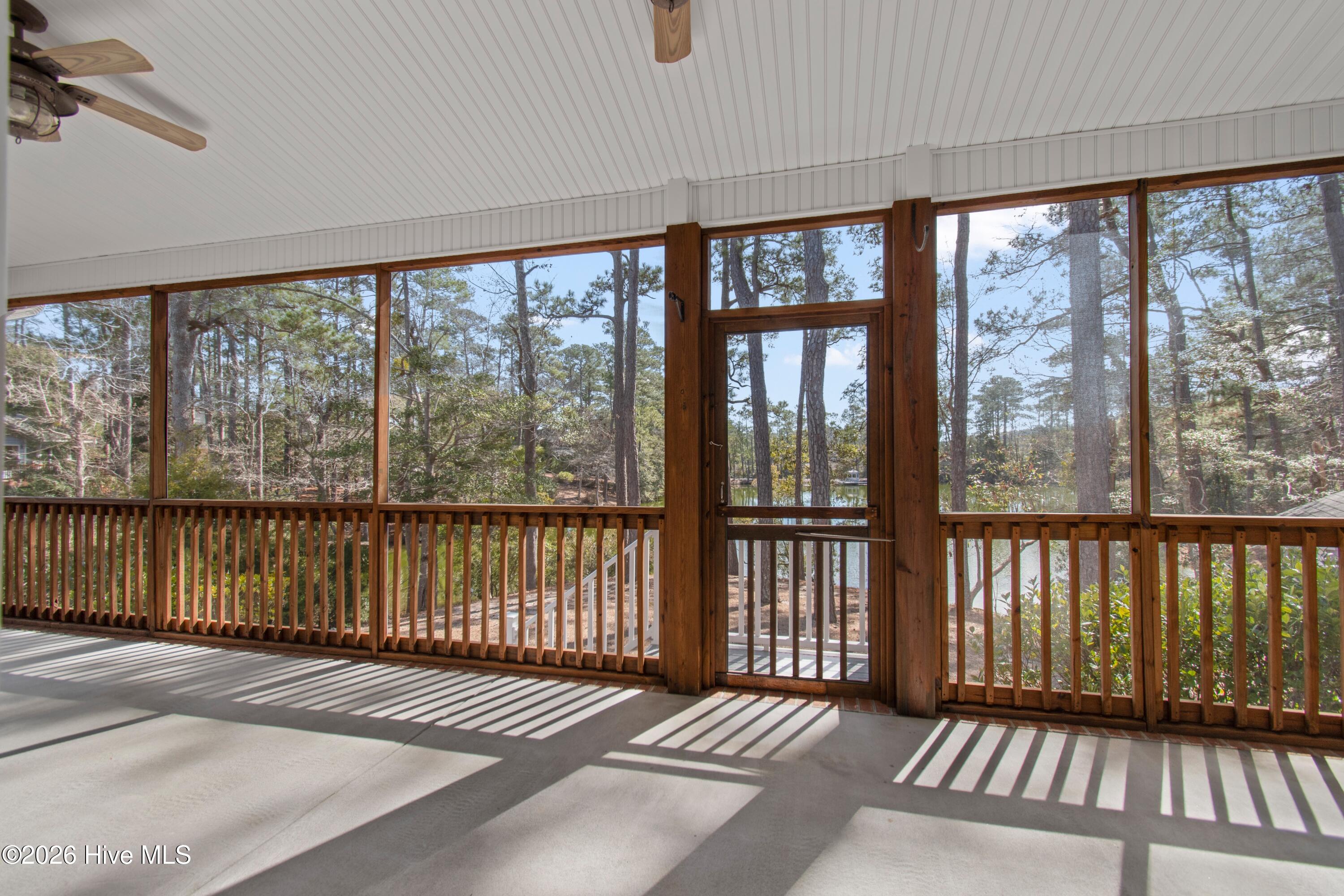 100555645 | Photo 39