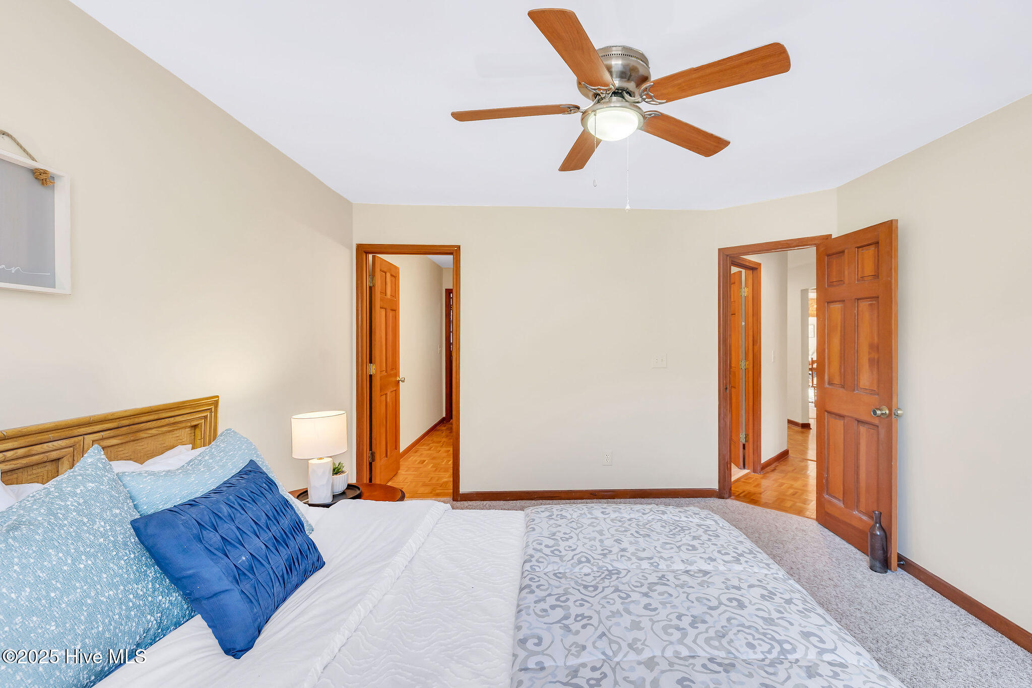 100541732 | Photo 32