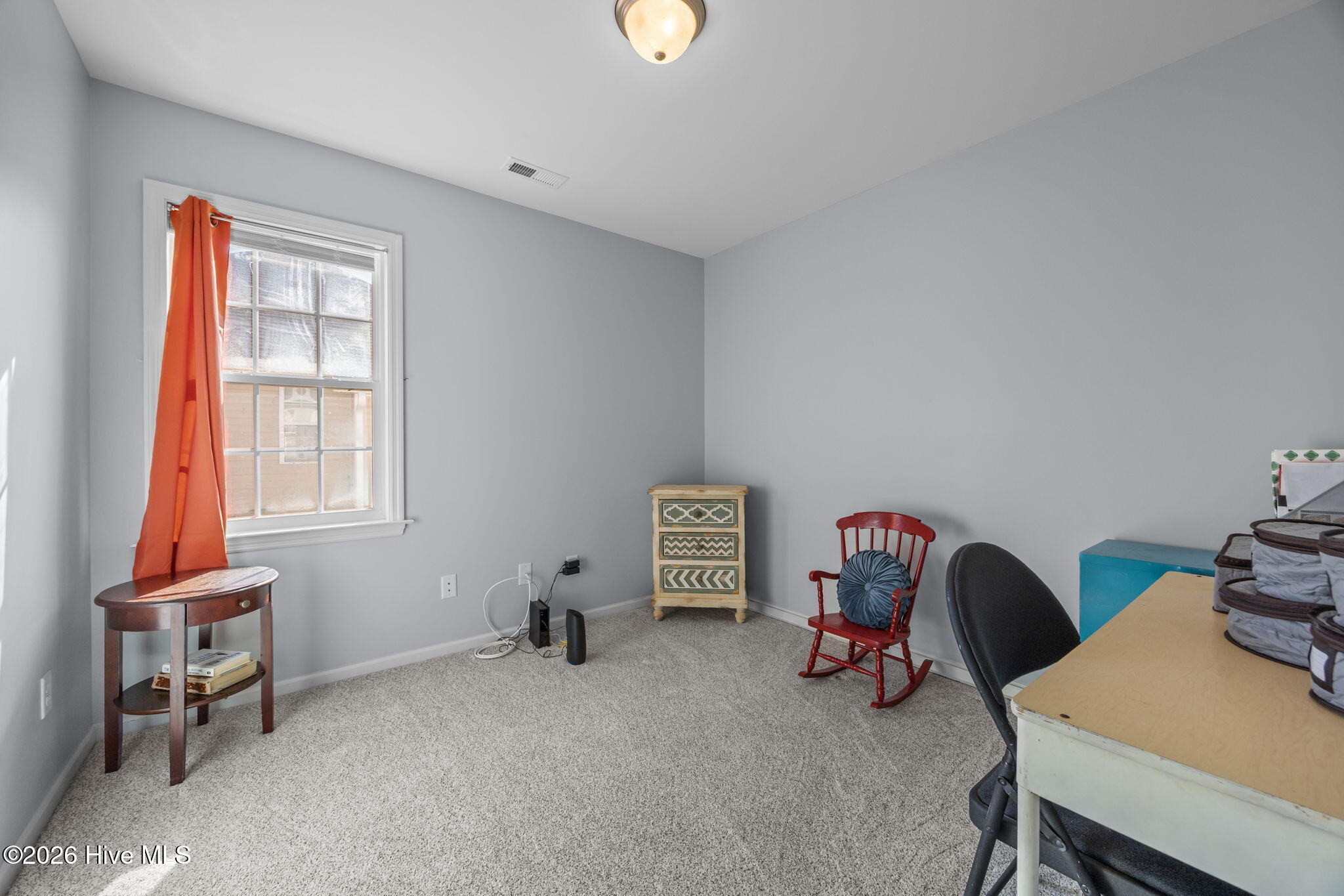 100550942 | Photo 17