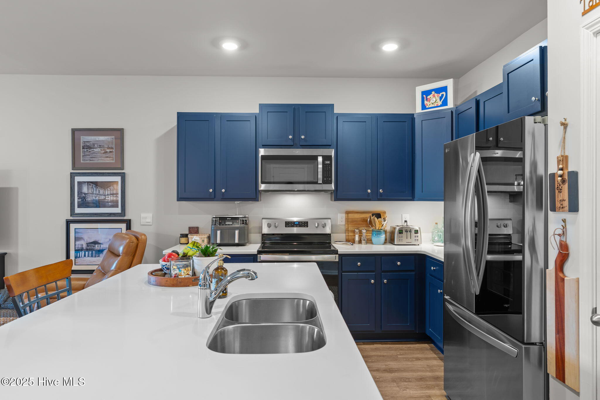 100529312 | Photo 13