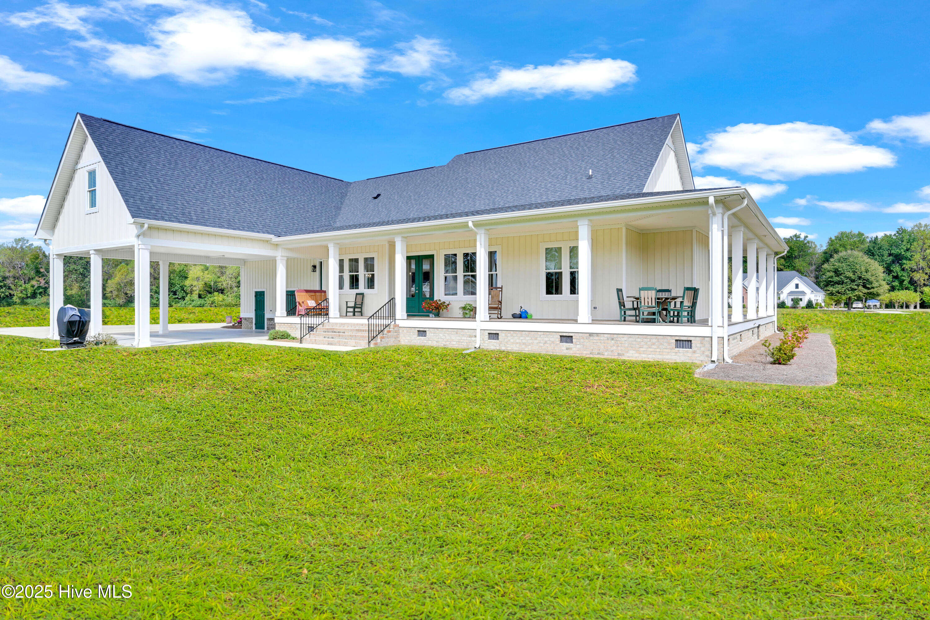 Homes for sale in Washington, NC | 260 Southwind Dr, Washington, NC 27889 | MLS# 100537416