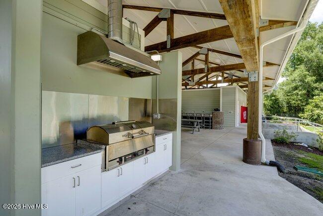 100552882 | Photo 68